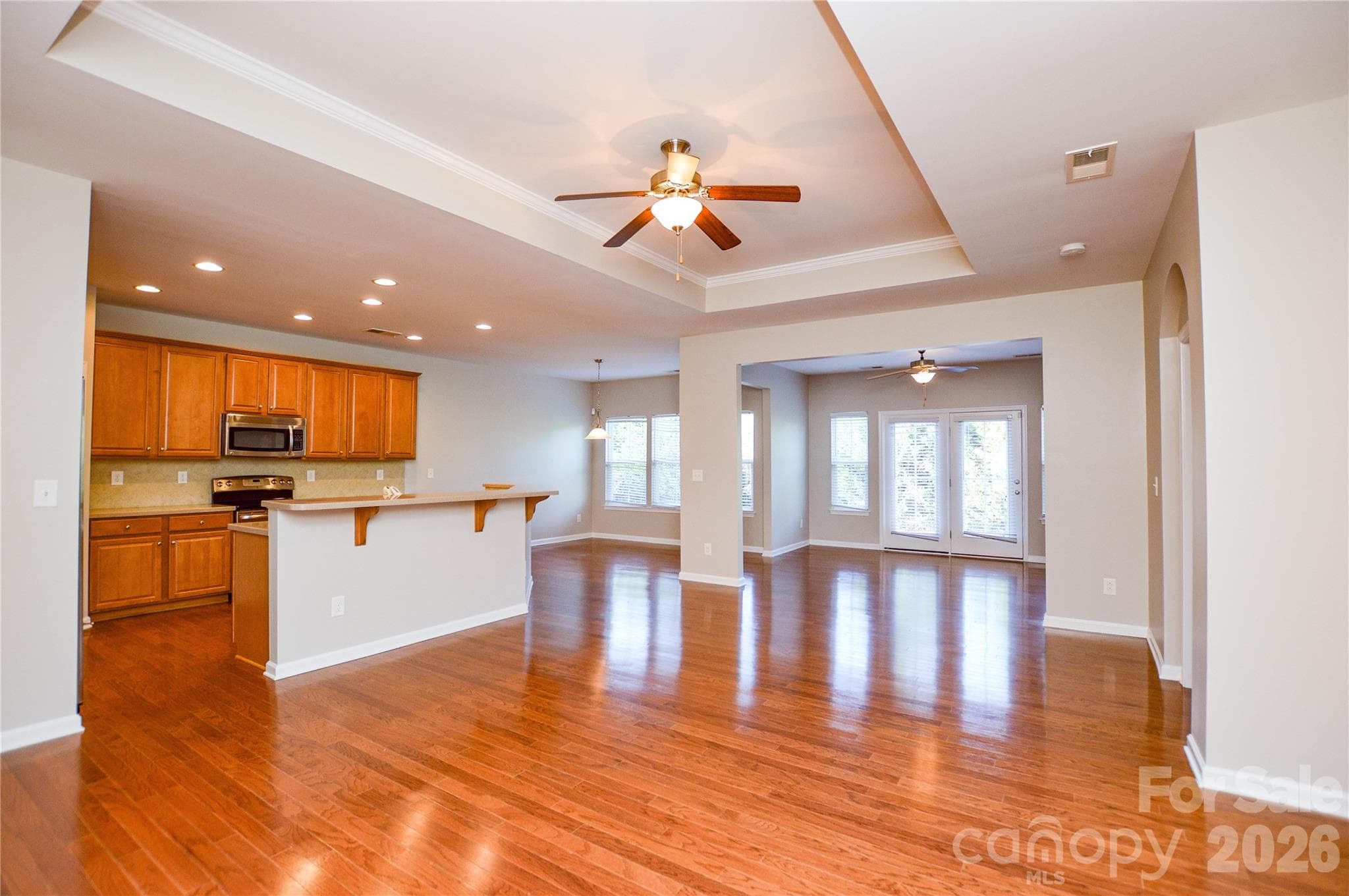 Single Family Residence at 6720 Eastfield Park Drive, Charlotte, photo 10 of 39