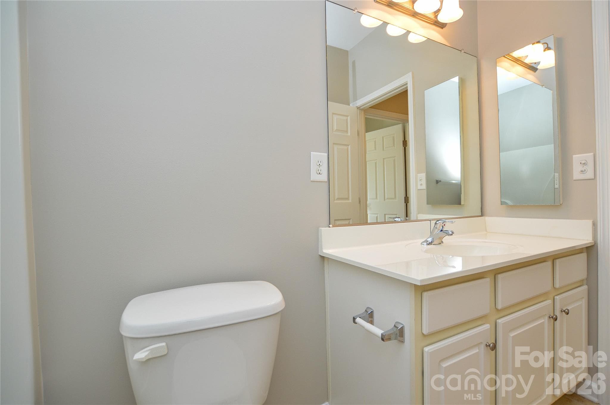 Single Family Residence at 6720 Eastfield Park Drive, Charlotte, photo 25 of 39