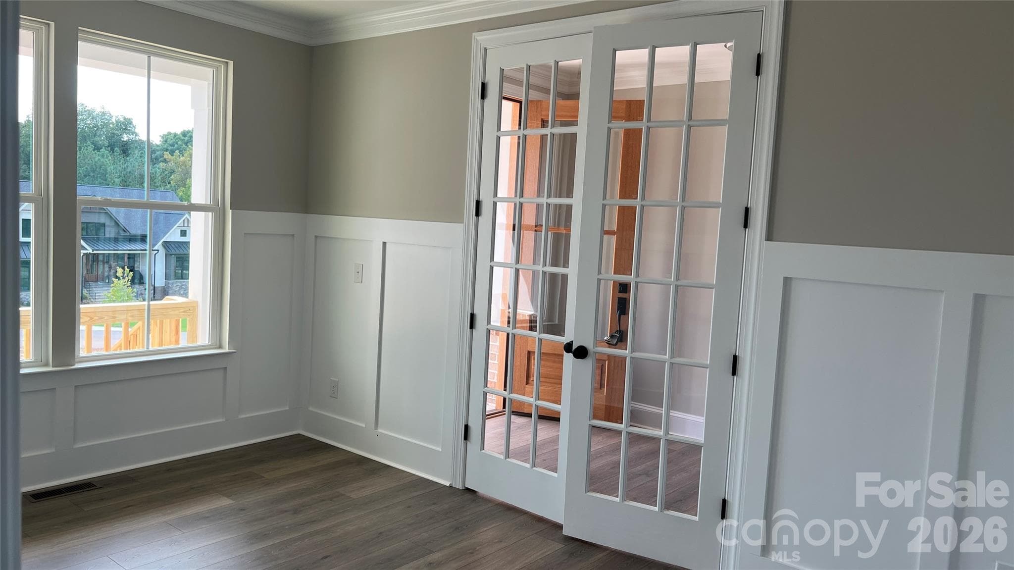 Single Family Residence at 518 Edmunds Lane, Clover, photo 3 of 36