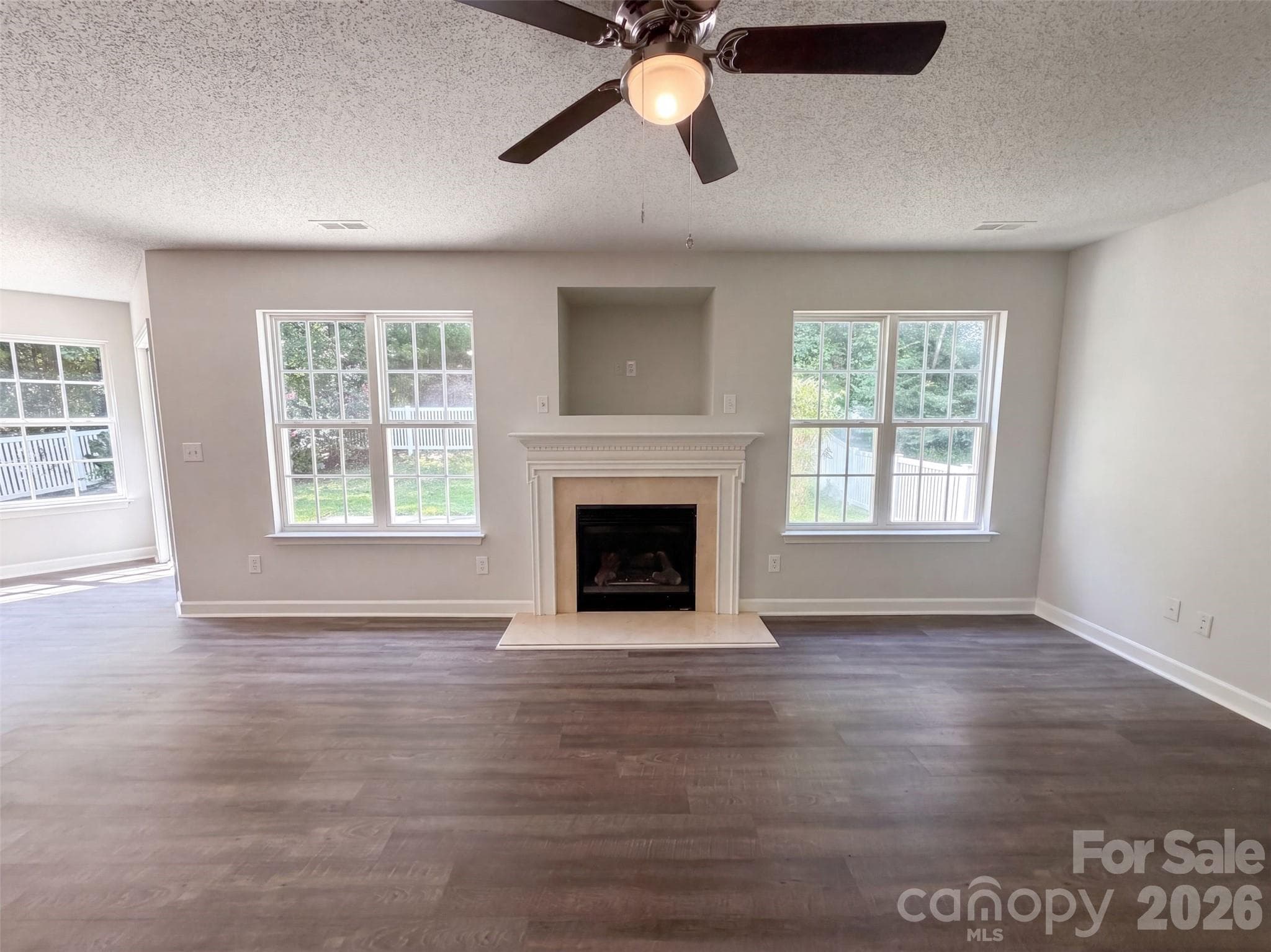 Single Family Residence at 3978 Shasta Circle, Clover, photo 9 of 16