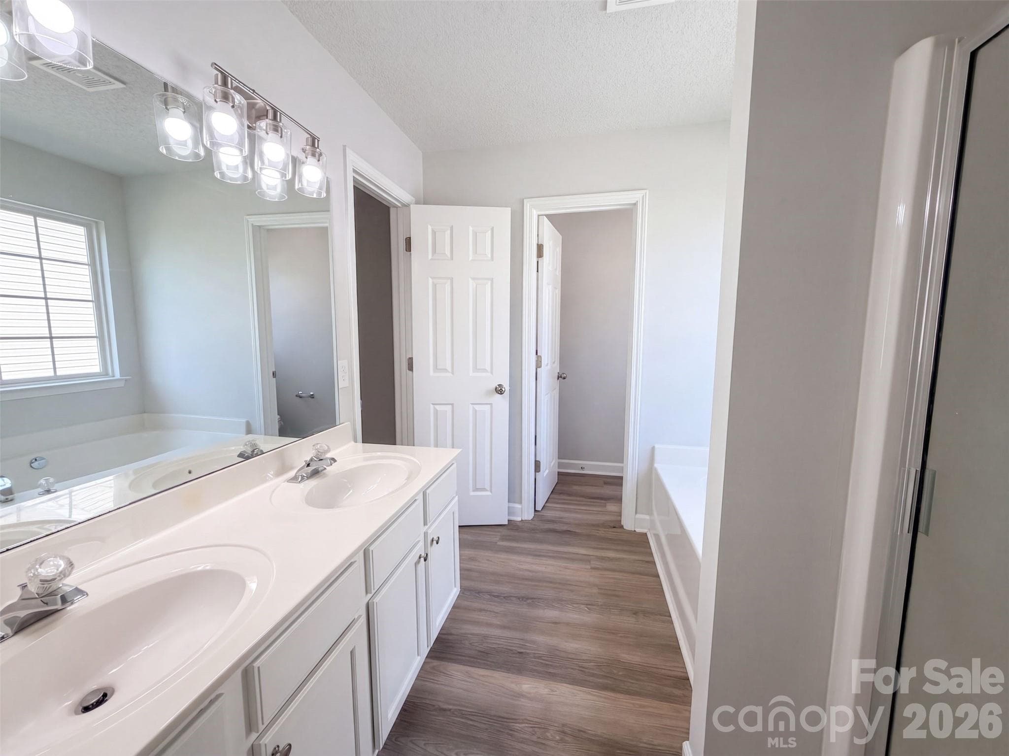Single Family Residence at 3978 Shasta Circle, Clover, photo 10 of 16