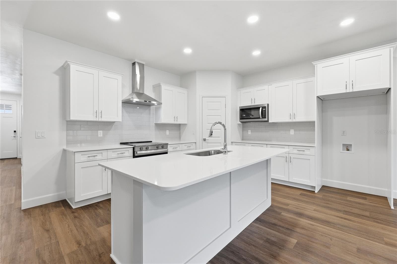 Single Family Residence at 21070 SW 1ST PL, NEWBERRY, photo 11 of 22