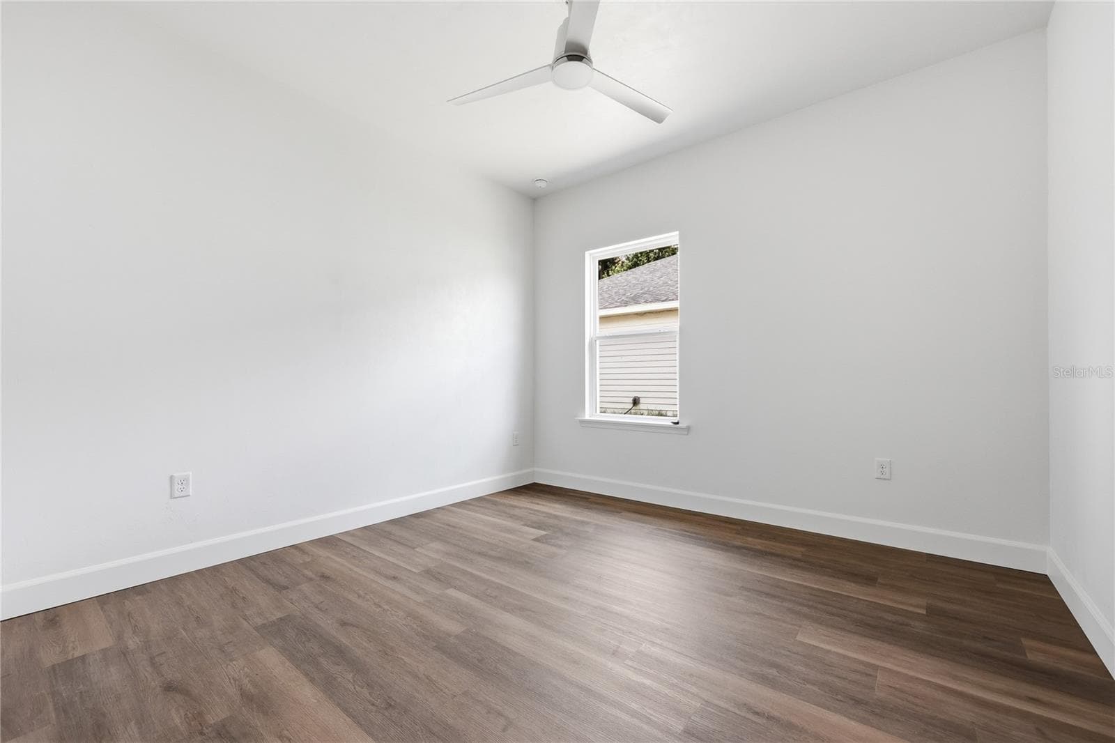 Single Family Residence at 21070 SW 1ST PL, NEWBERRY, photo 18 of 22