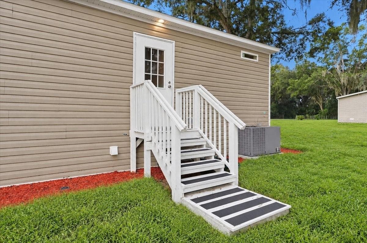Manufactured Home at 3316 OAKLAND RD S, LAKELAND, photo 56 of 58