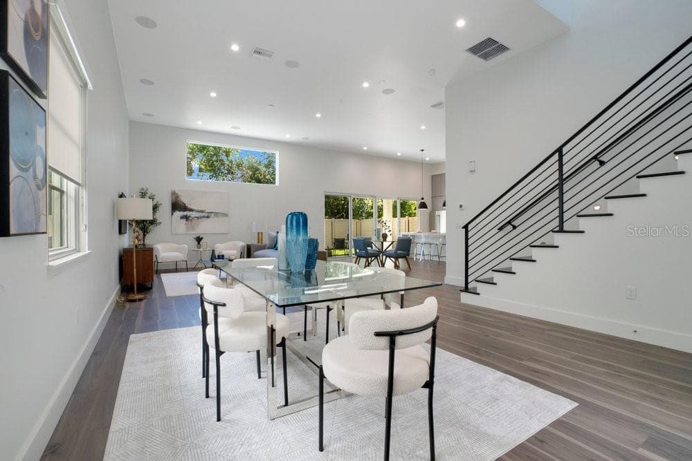 Townhouse at 504 W SWOOPE AVE, WINTER PARK, photo 5 of 32