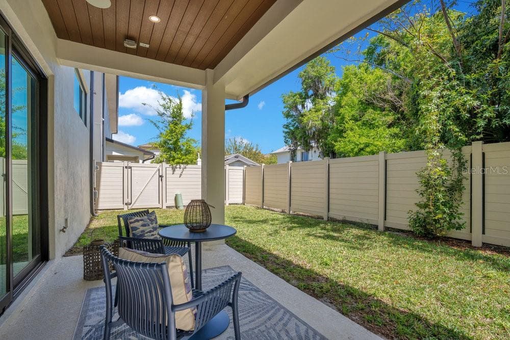 Townhouse at 504 W SWOOPE AVE, WINTER PARK, photo 24 of 32