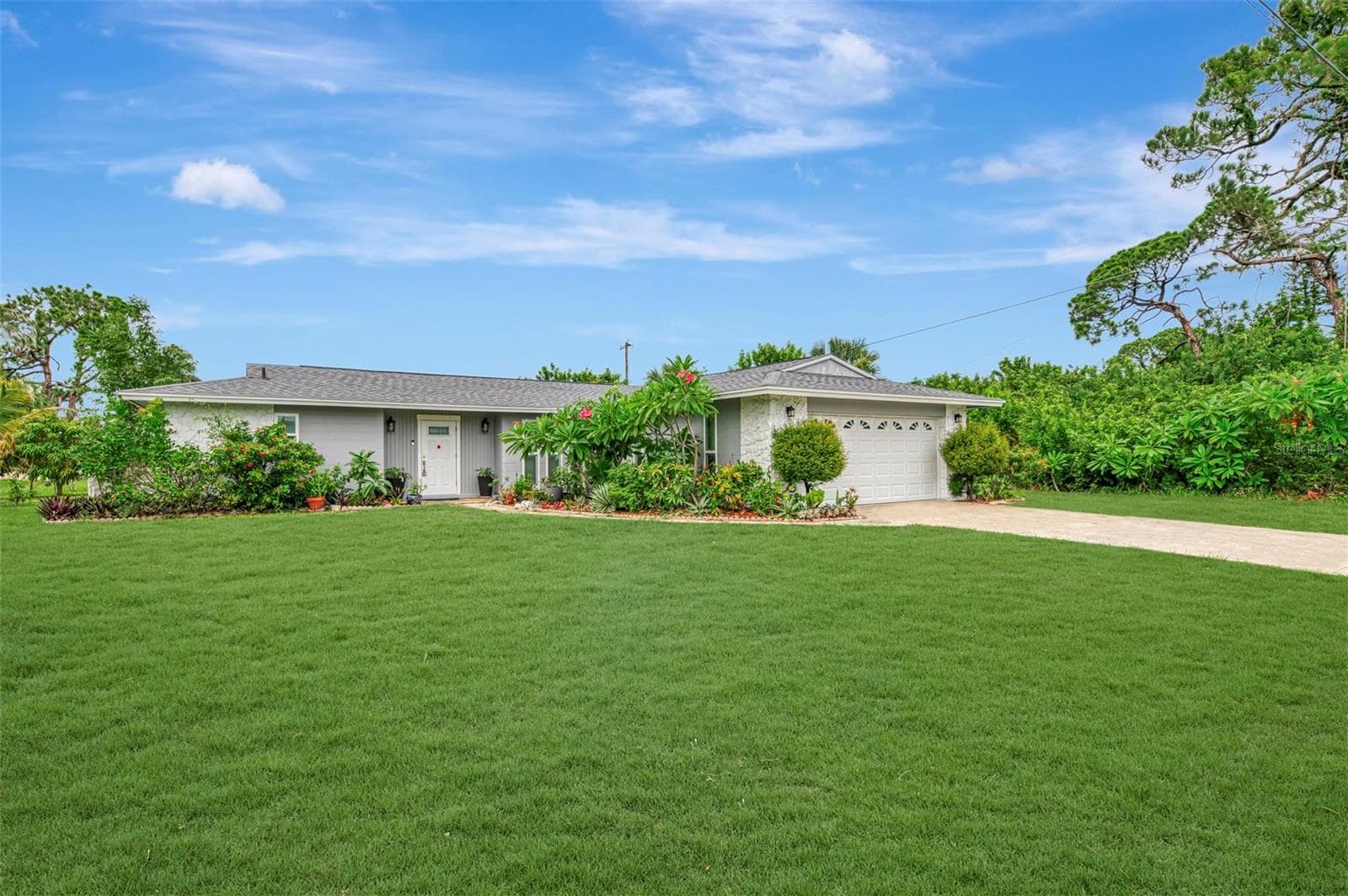 4240 SHAMROCK DR