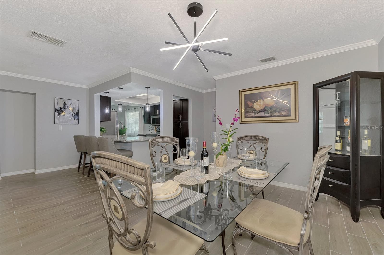 Single Family Residence at 4240 SHAMROCK DR, VENICE, photo 16 of 44
