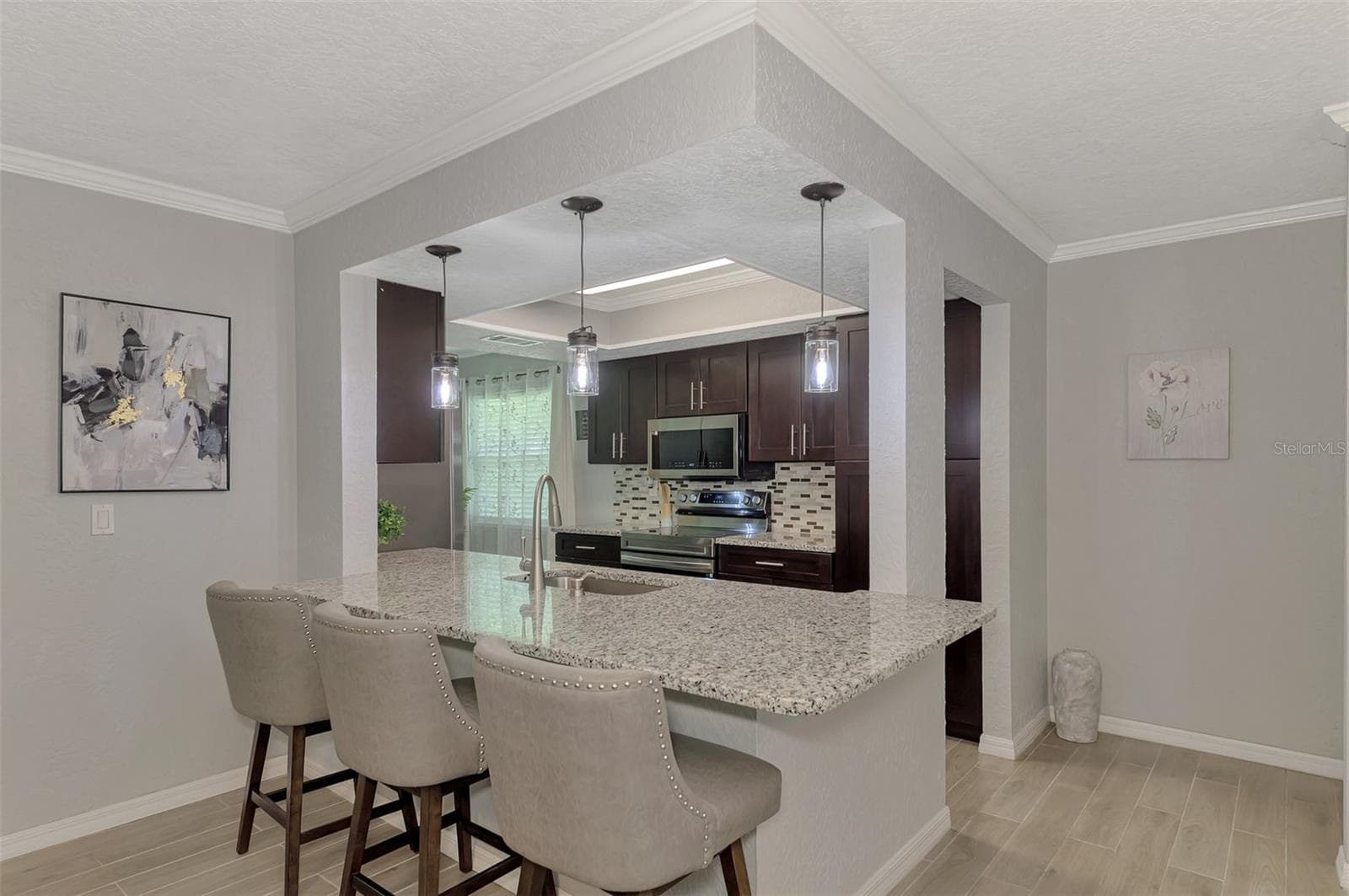 Single Family Residence at 4240 SHAMROCK DR, VENICE, photo 17 of 44