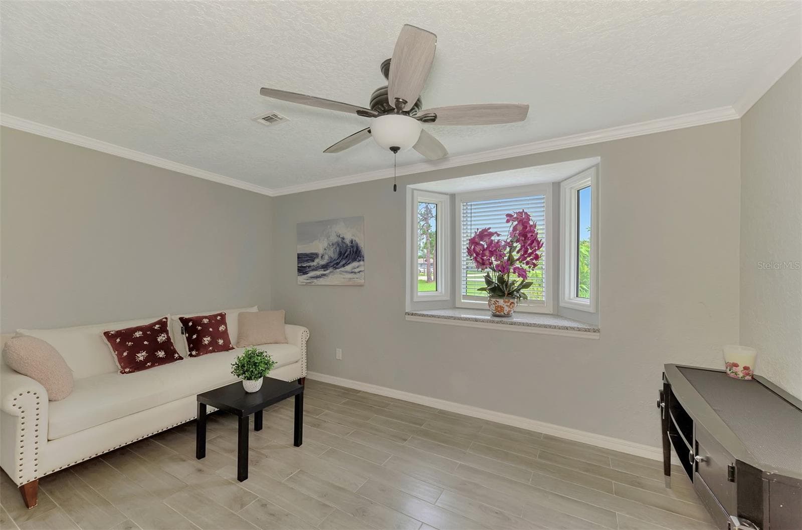 Single Family Residence at 4240 SHAMROCK DR, VENICE, photo 27 of 44
