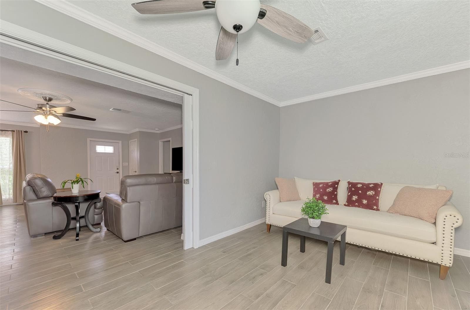 Single Family Residence at 4240 SHAMROCK DR, VENICE, photo 28 of 44