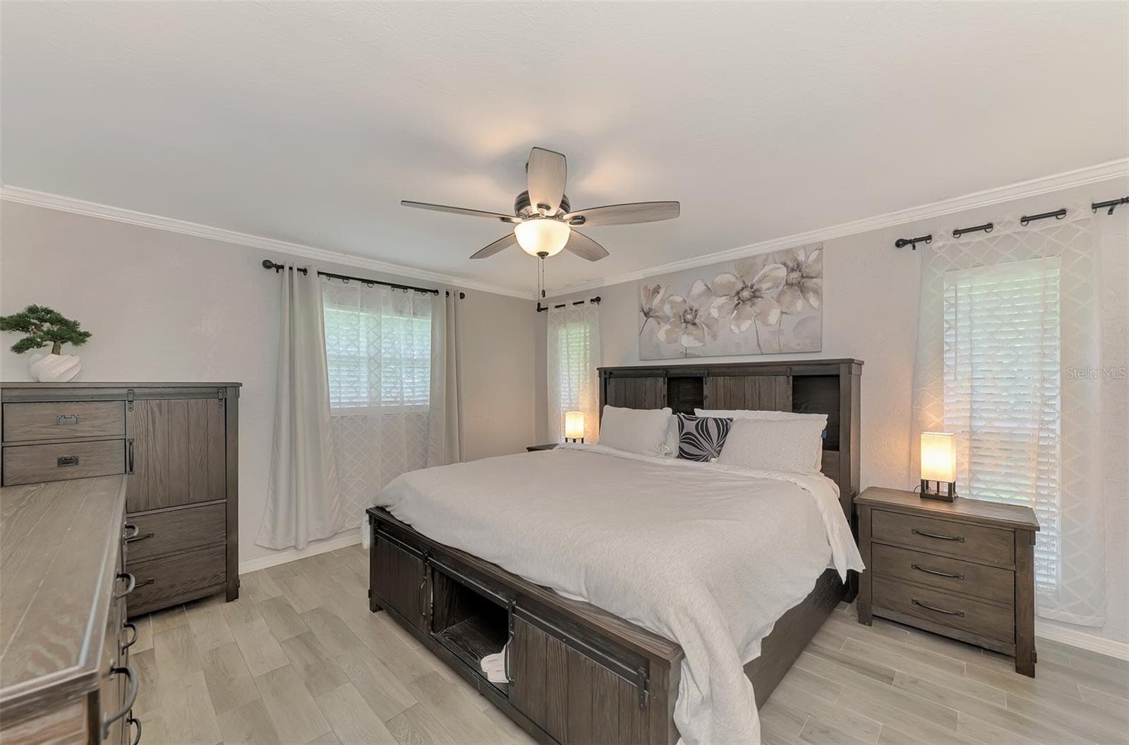Single Family Residence at 4240 SHAMROCK DR, VENICE, photo 29 of 44
