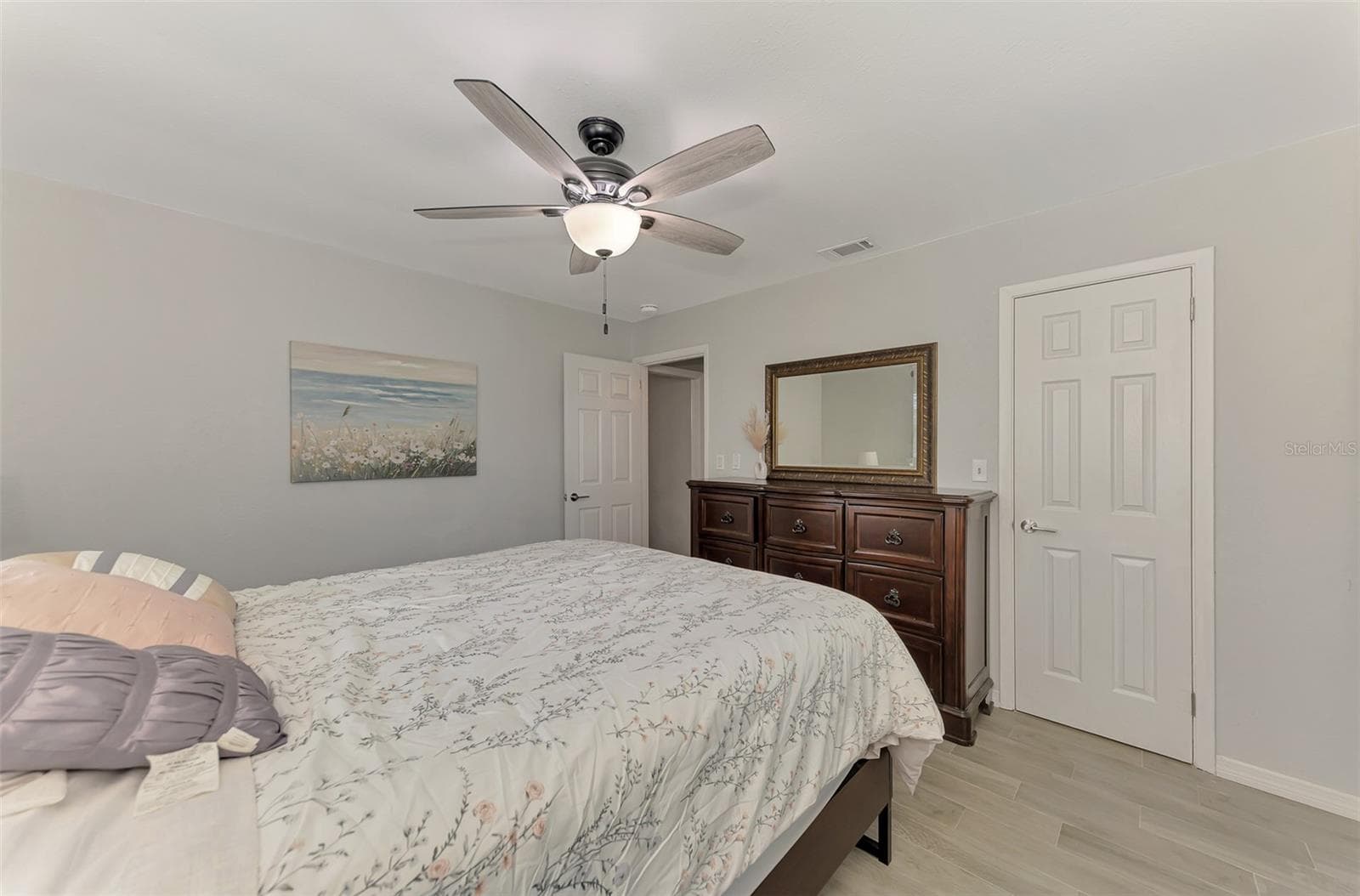 Single Family Residence at 4240 SHAMROCK DR, VENICE, photo 37 of 44