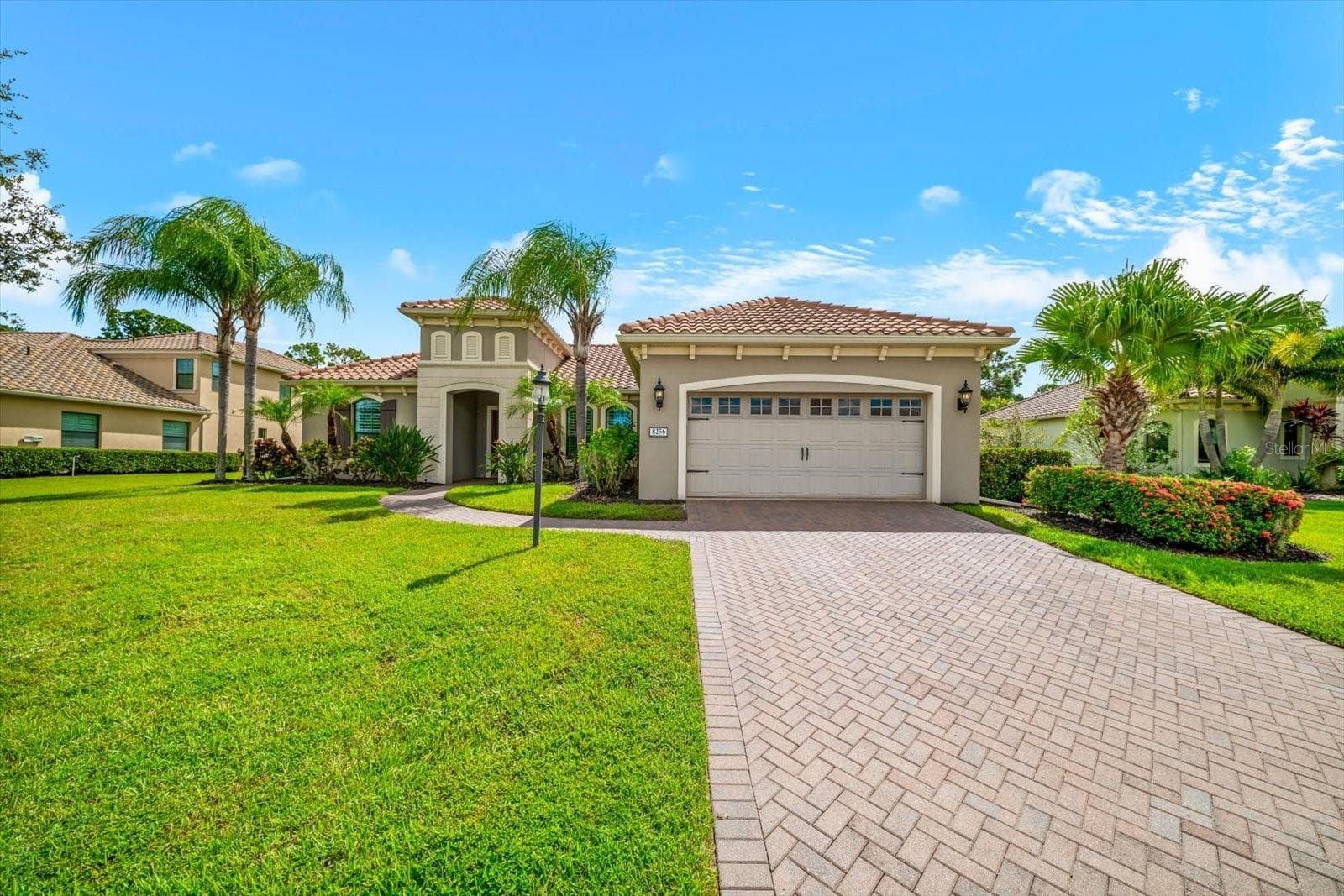 Single Family Residence at 8256 LARKSPUR CIR, SARASOTA, photo 4 of 74
