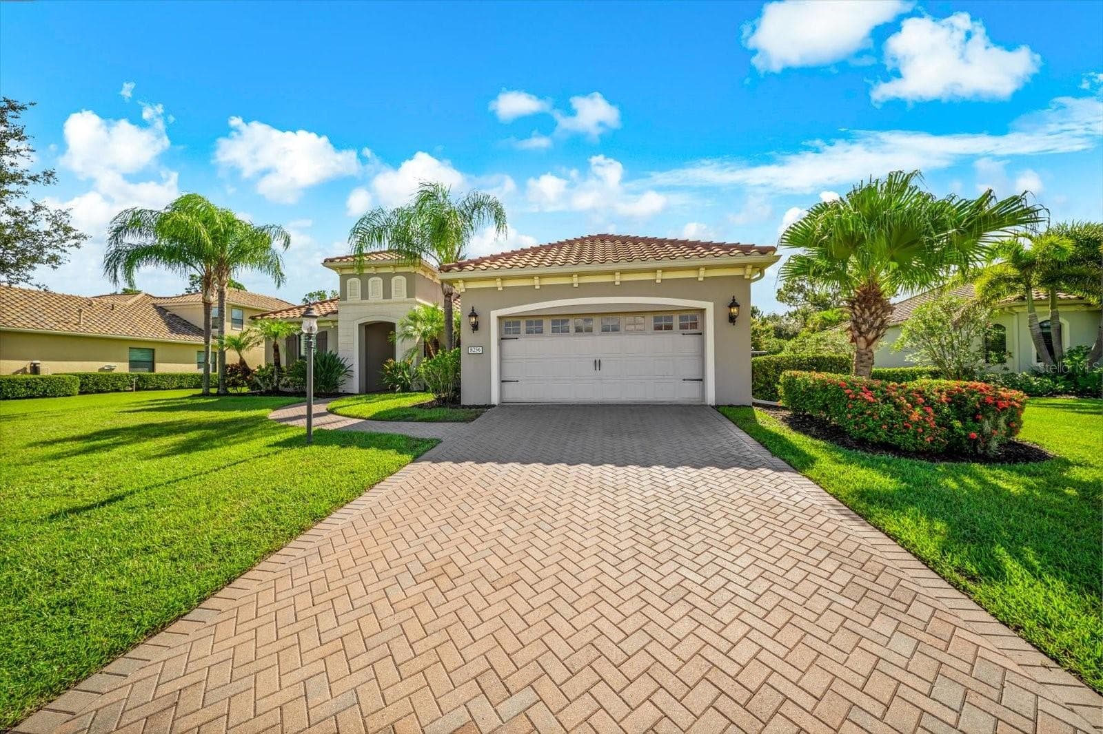 Single Family Residence at 8256 LARKSPUR CIR, SARASOTA, photo 6 of 74