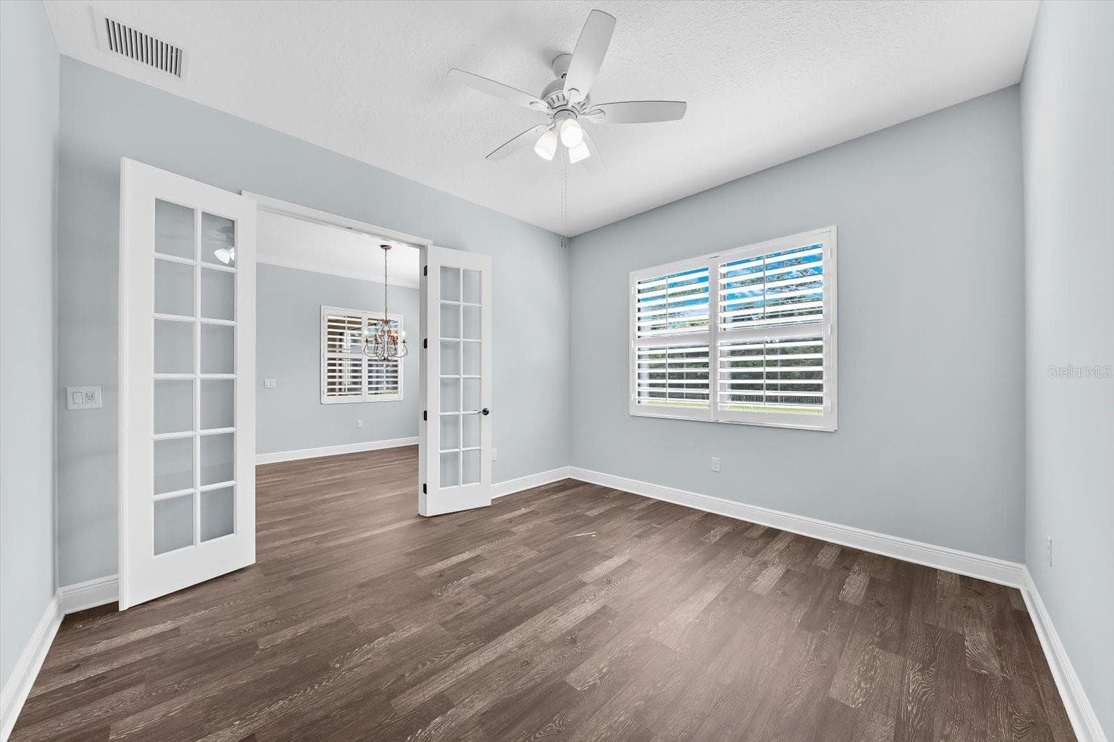 Office/Flex Room off the Kitchen - 8256 LARKSPUR CIR, SARASOTA