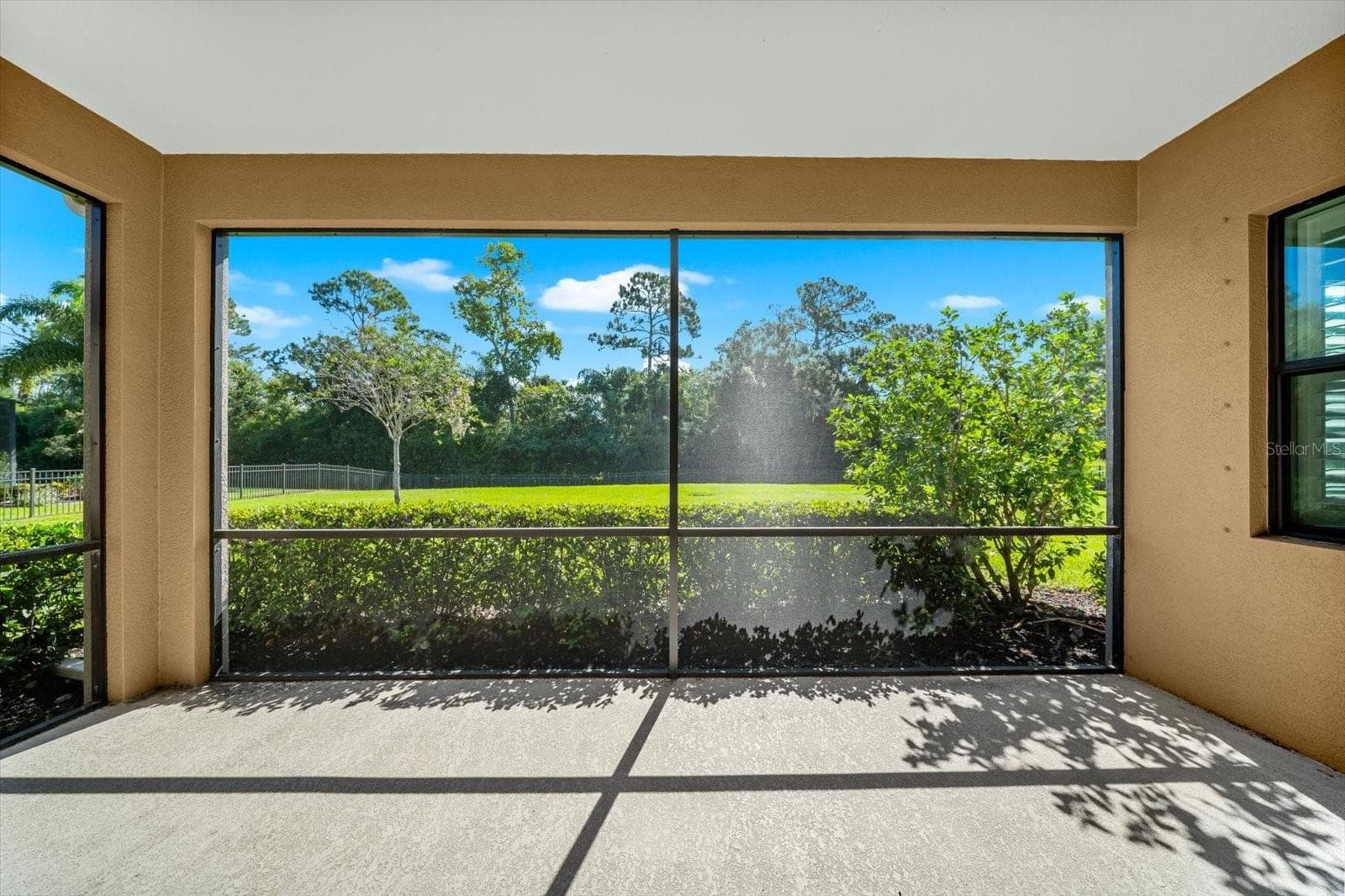 Single Family Residence at 8256 LARKSPUR CIR, SARASOTA, photo 56 of 74