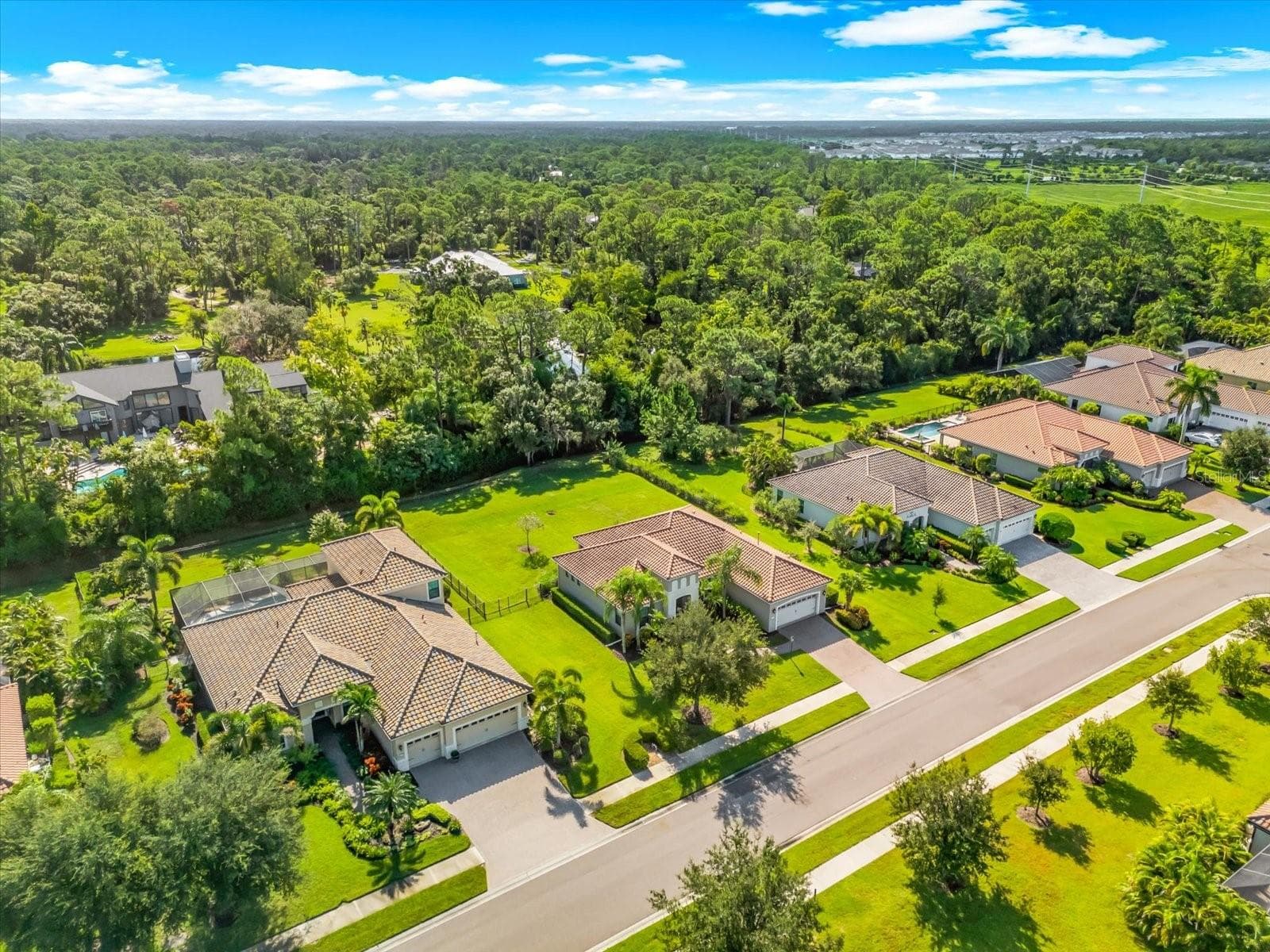 Single Family Residence at 8256 LARKSPUR CIR, SARASOTA, photo 72 of 74