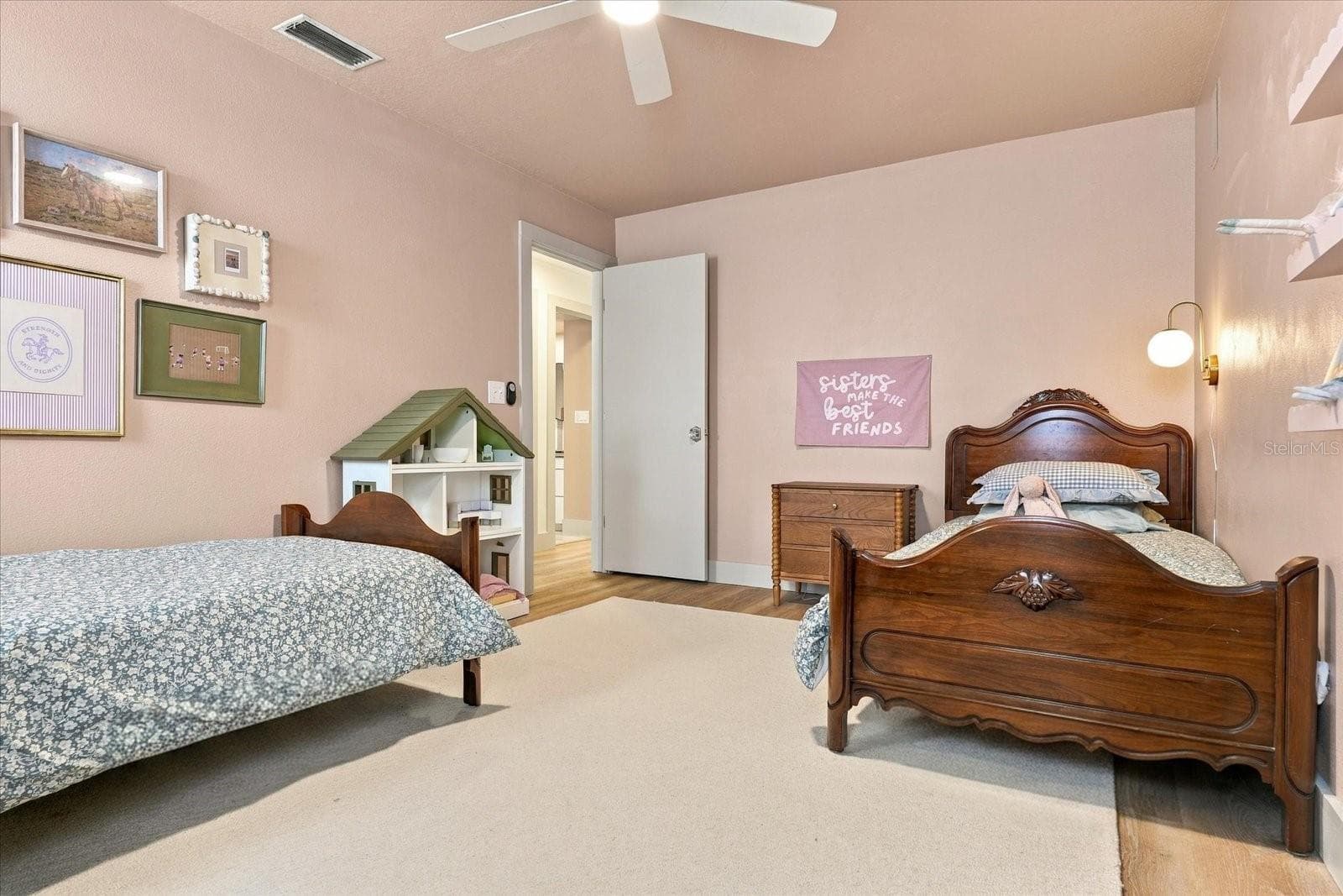 Guest Bedroom 3 with Walk In Closet - 1515 MIDNIGHT PASS WAY, CLEARWATER