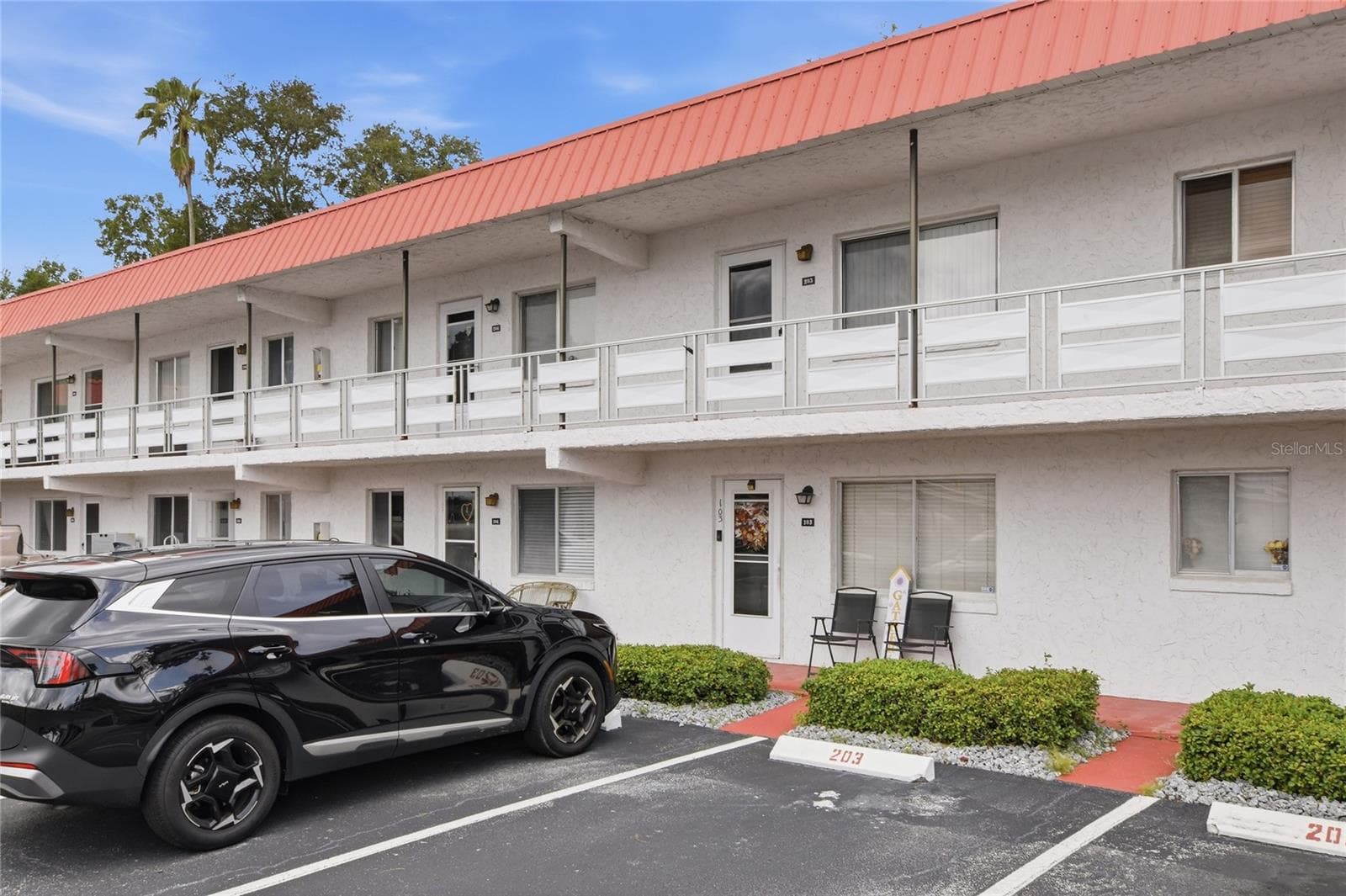 Condominium at 1100 MARTINIQUE DR #203, WINTER HAVEN, photo 2 of 25