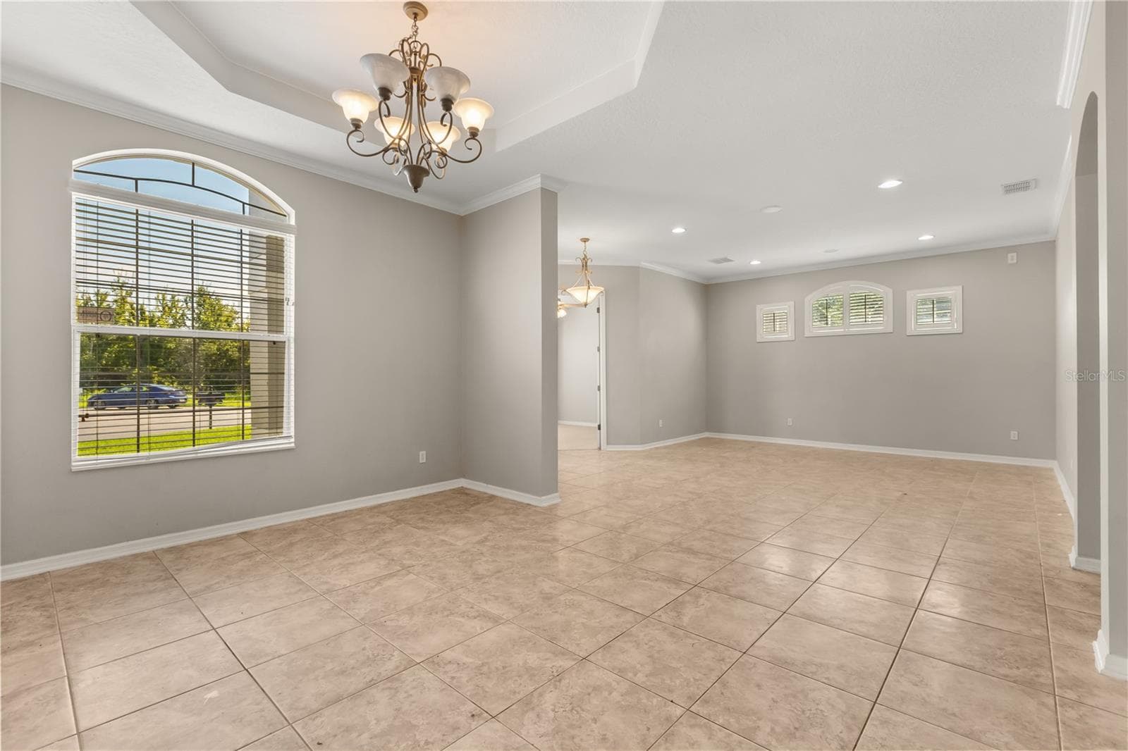 Single Family Residence at 9601 TURTLE LANDINGS CT, ORLANDO, photo 2 of 55