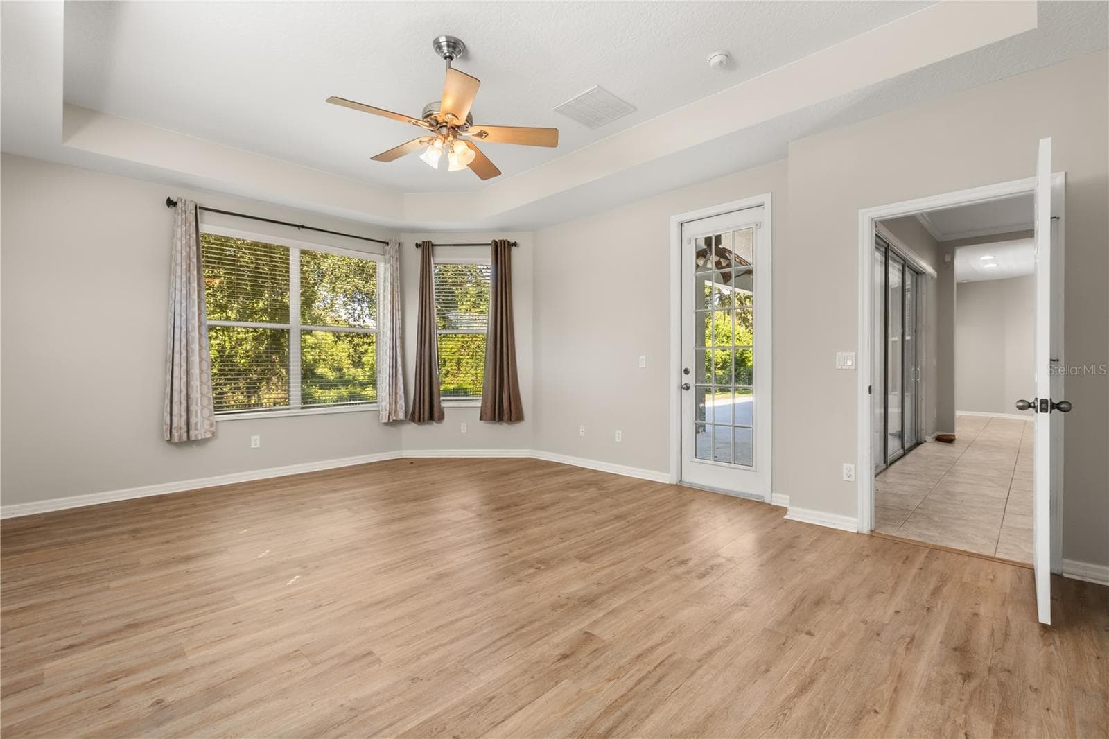 Single Family Residence at 9601 TURTLE LANDINGS CT, ORLANDO, photo 8 of 55