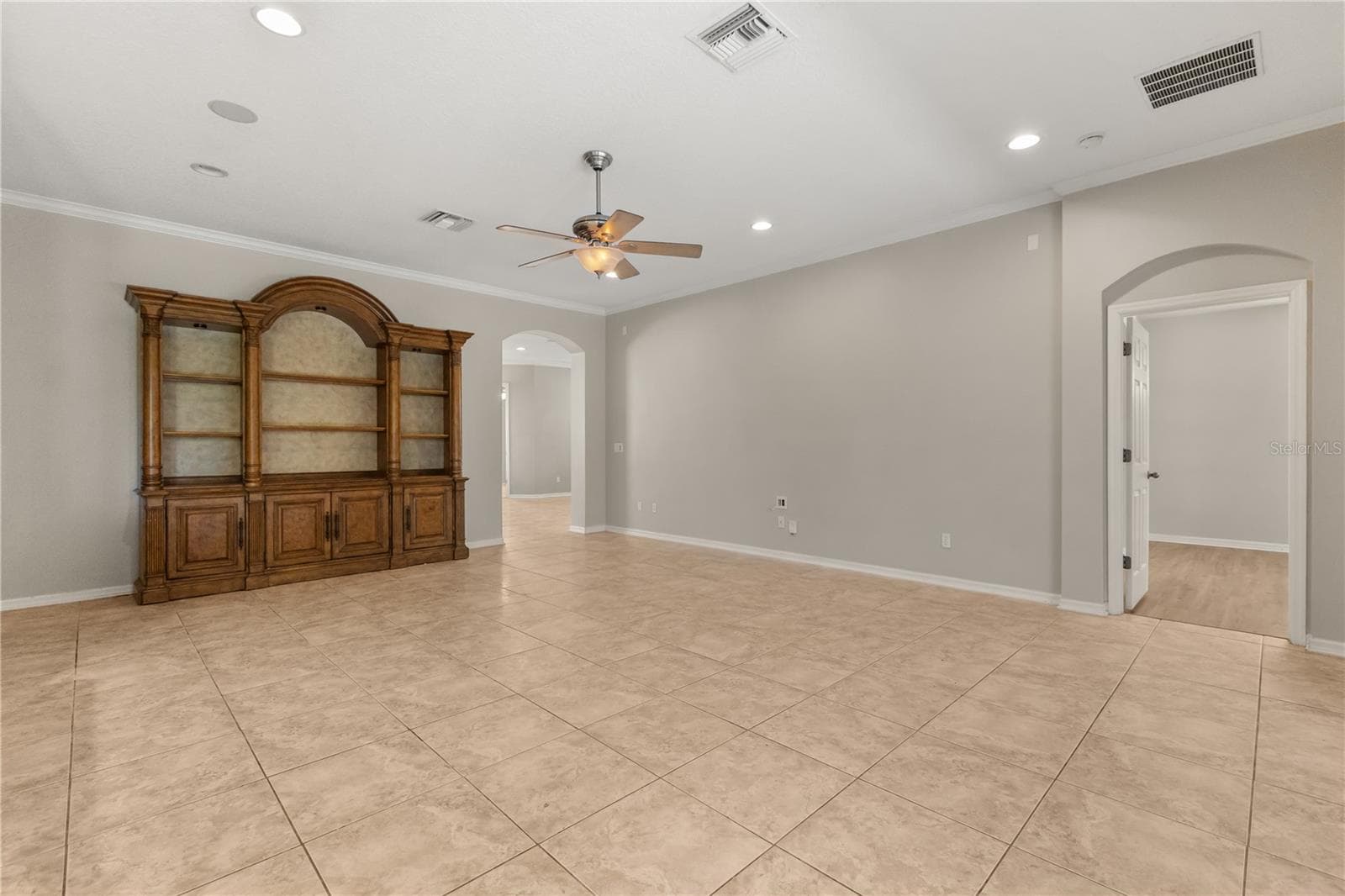 Single Family Residence at 9601 TURTLE LANDINGS CT, ORLANDO, photo 13 of 55
