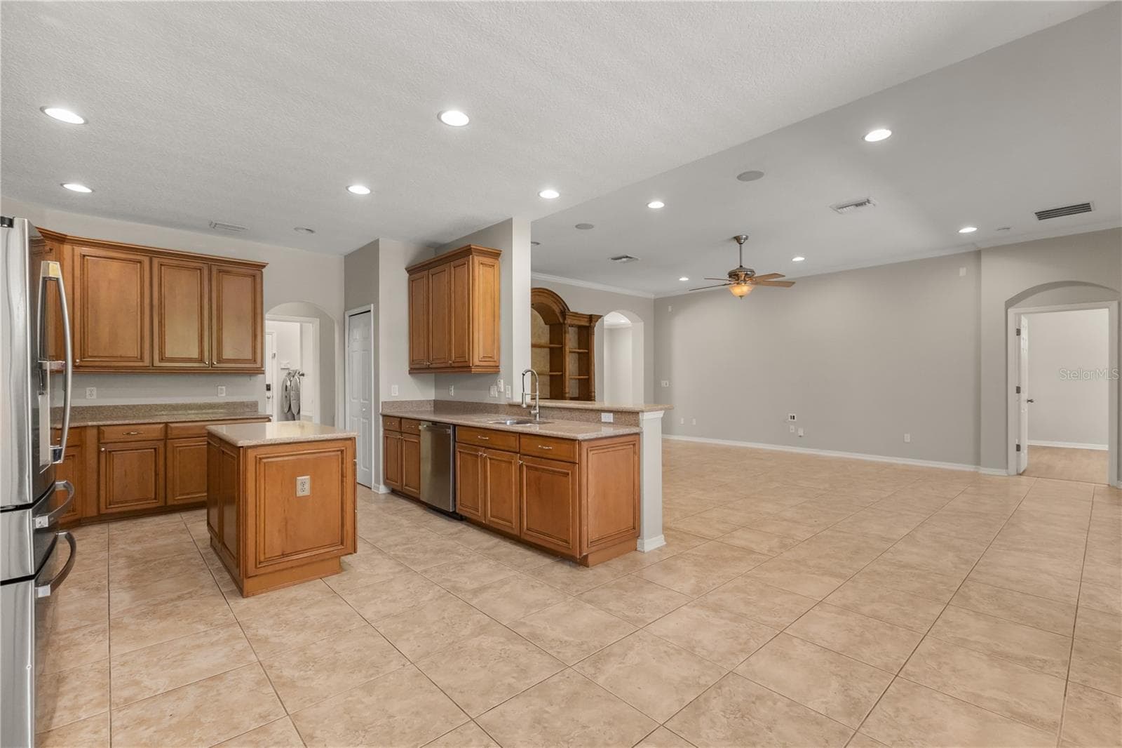 Single Family Residence at 9601 TURTLE LANDINGS CT, ORLANDO, photo 14 of 55