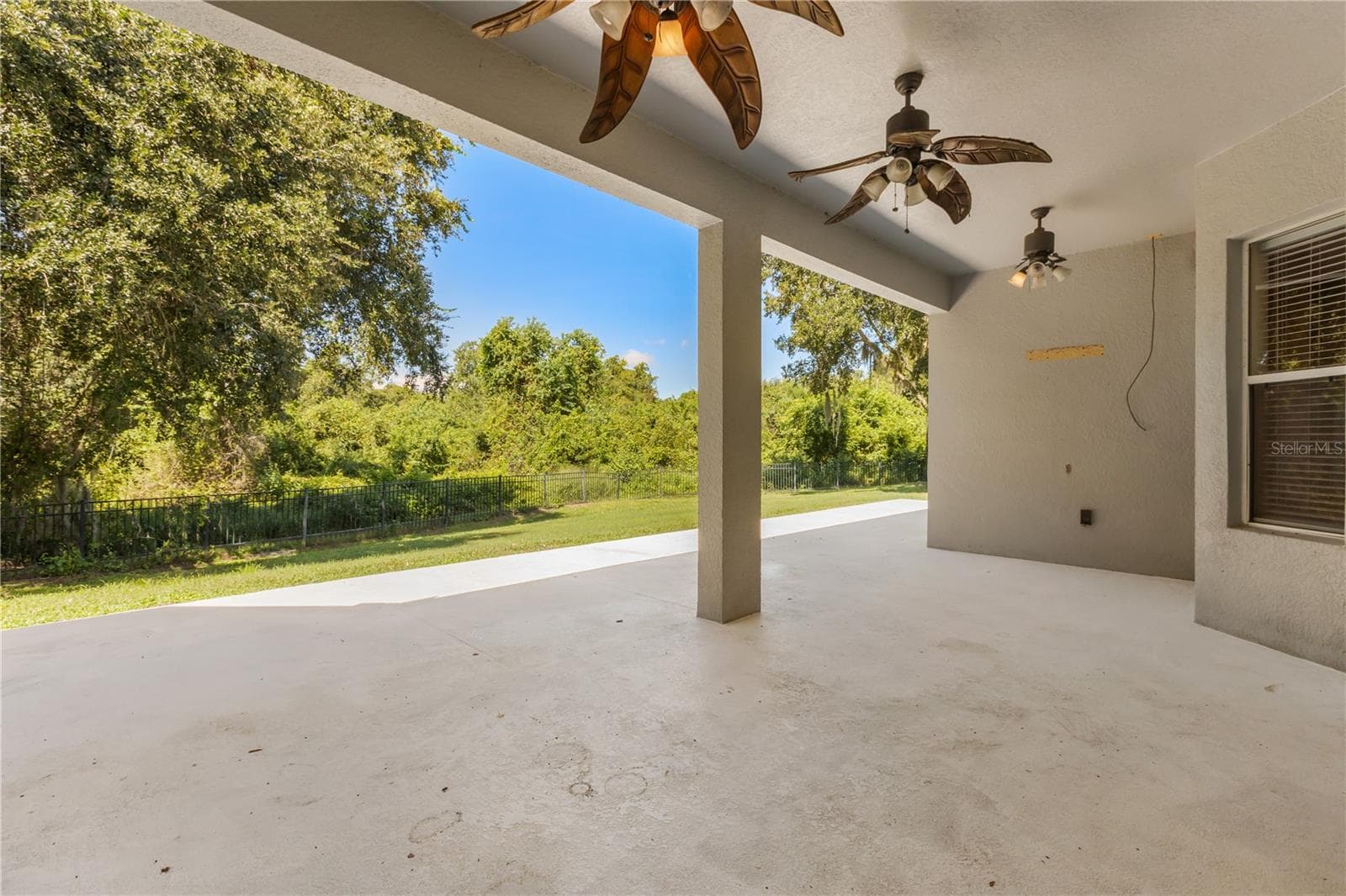 Single Family Residence at 9601 TURTLE LANDINGS CT, ORLANDO, photo 37 of 55