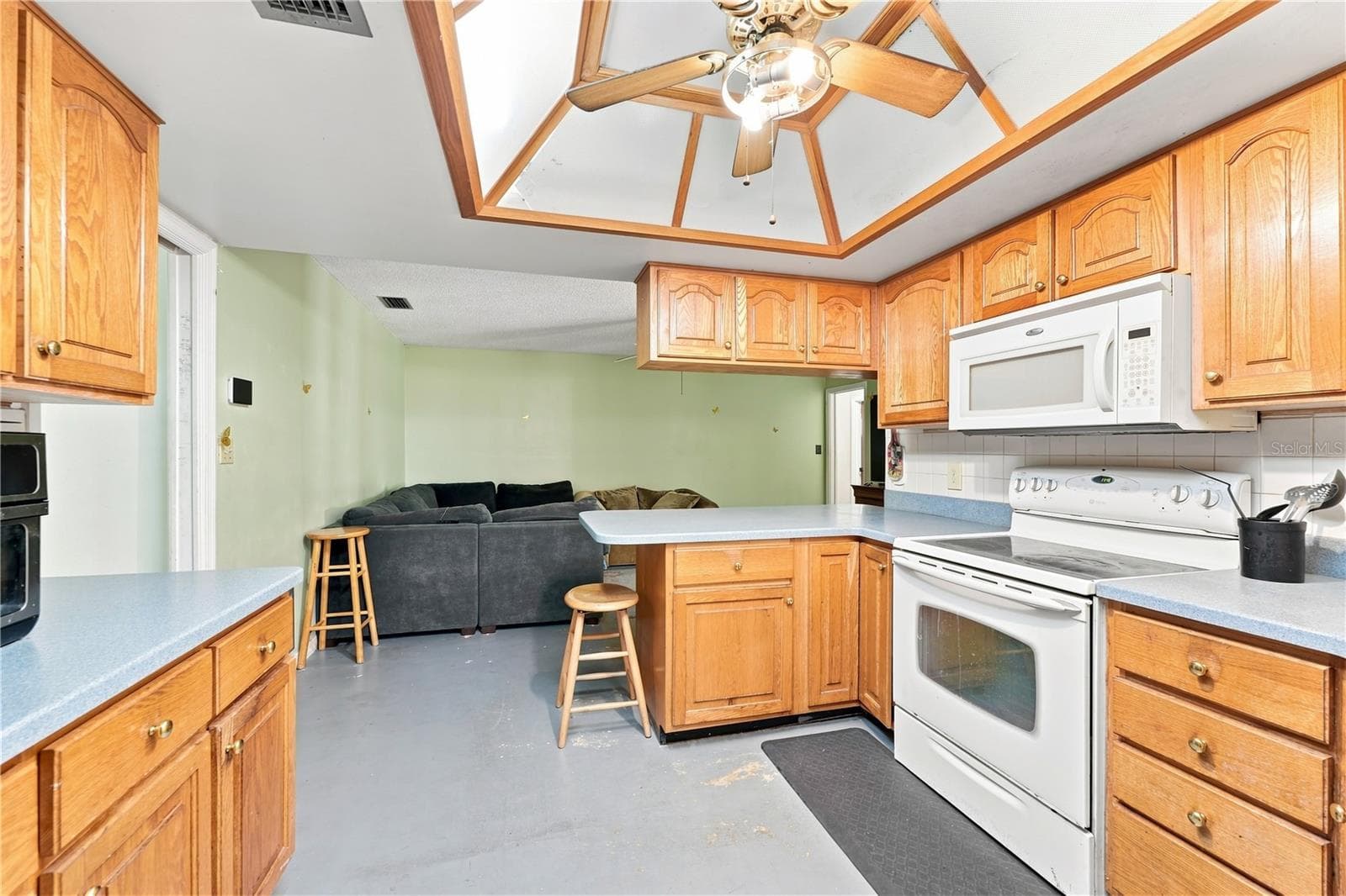 Single Family Residence at 2301 CONIFER AVE, WINTER PARK, photo 13 of 28