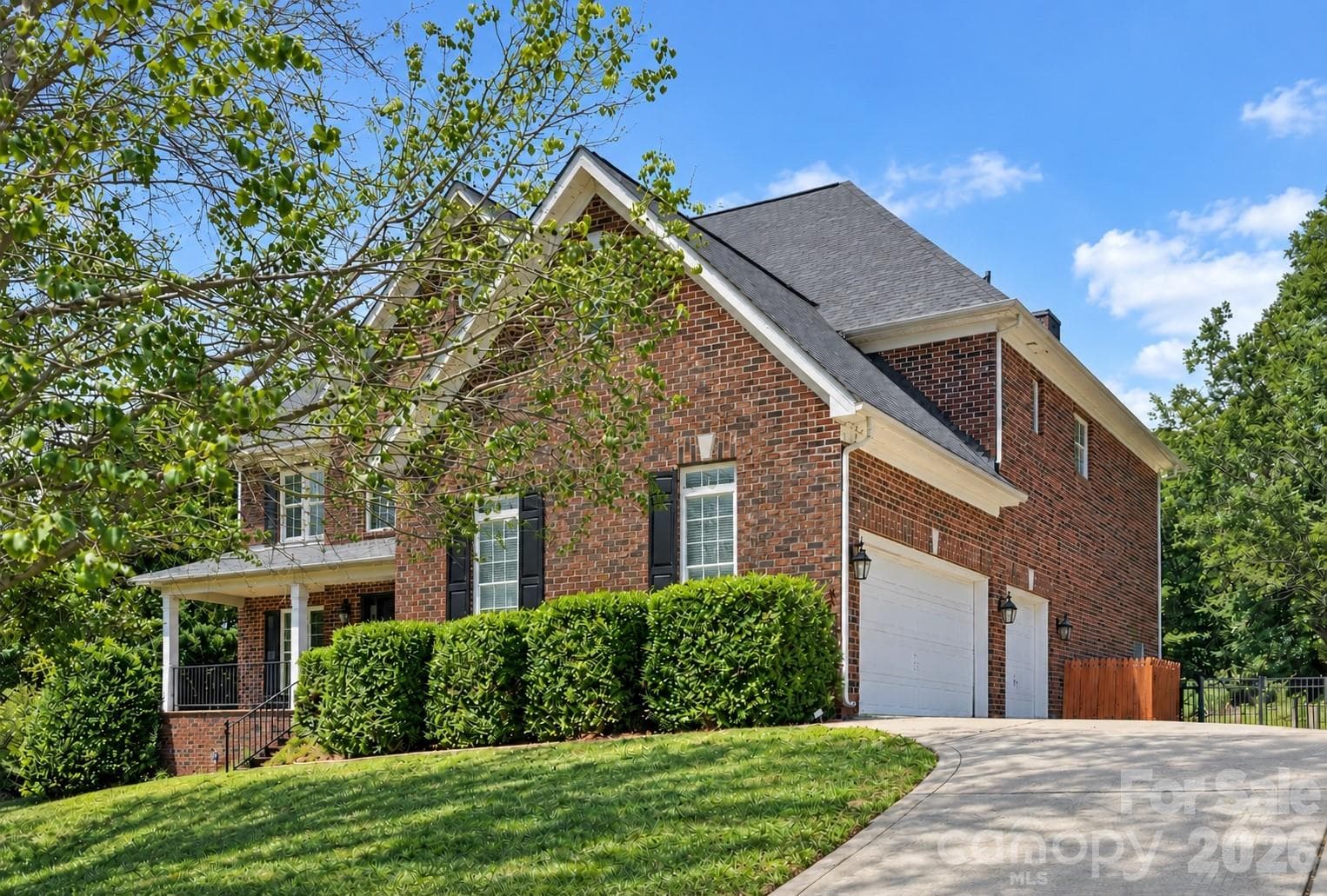 Single Family Residence at 109 Pauls Lane, Mooresville, photo 4 of 42