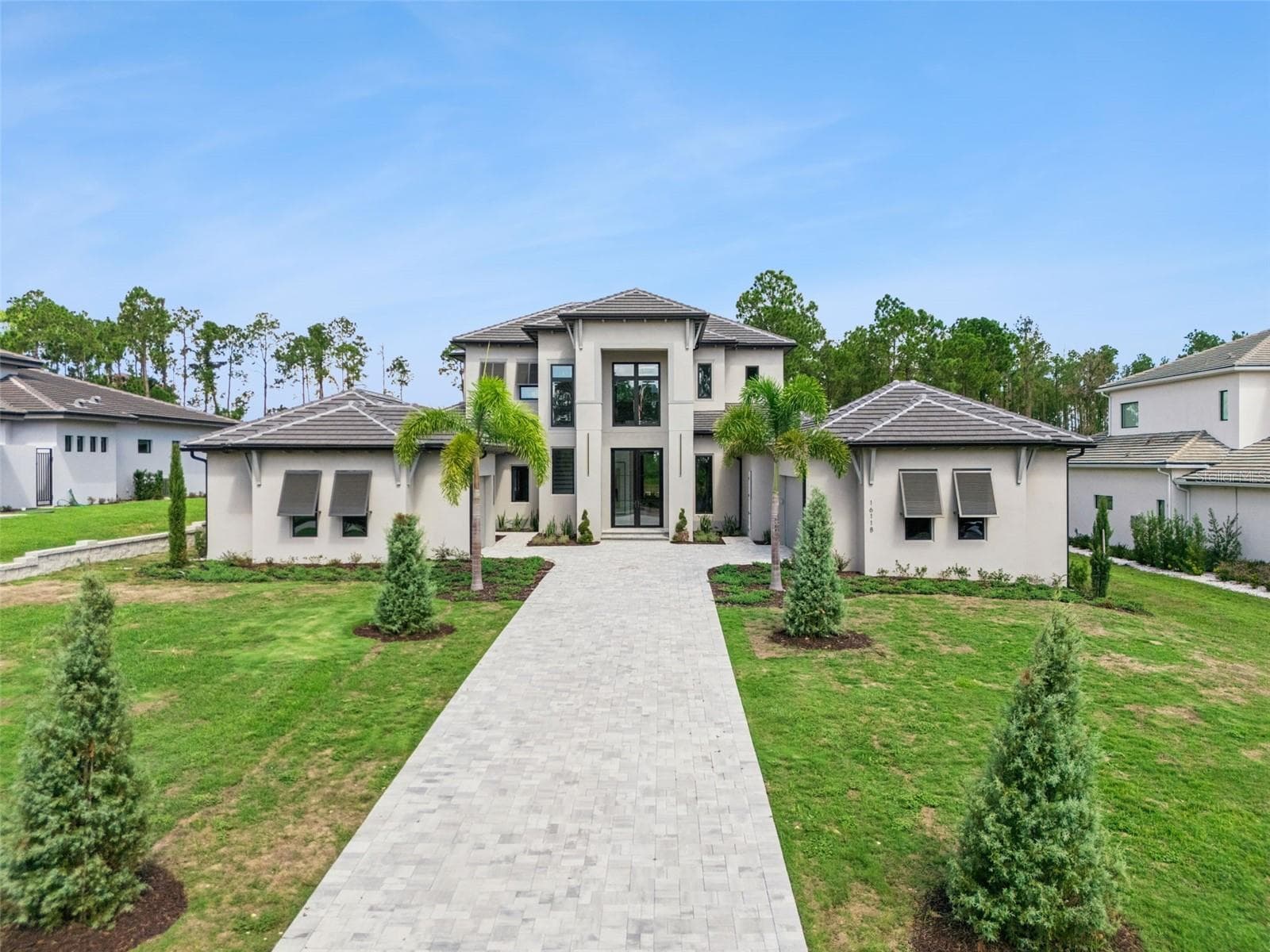 16118 PENDIO DR
