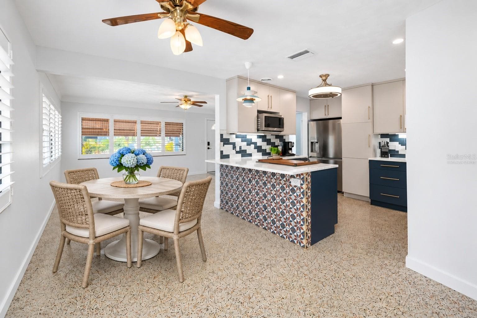 Virtually Staged - Plenty of room for a dinette table - 1472 DURLING DR S, SOUTH PASADENA