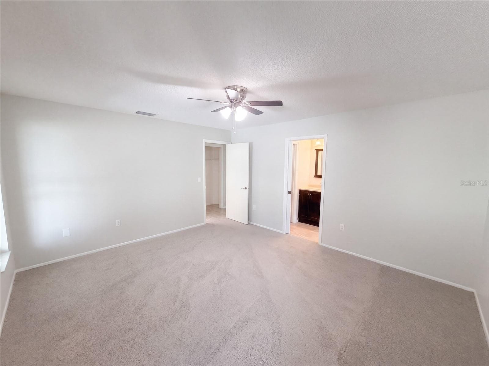 Single Family Residence at 11312 POSSUM TRL, PORT RICHEY, photo 11 of 30