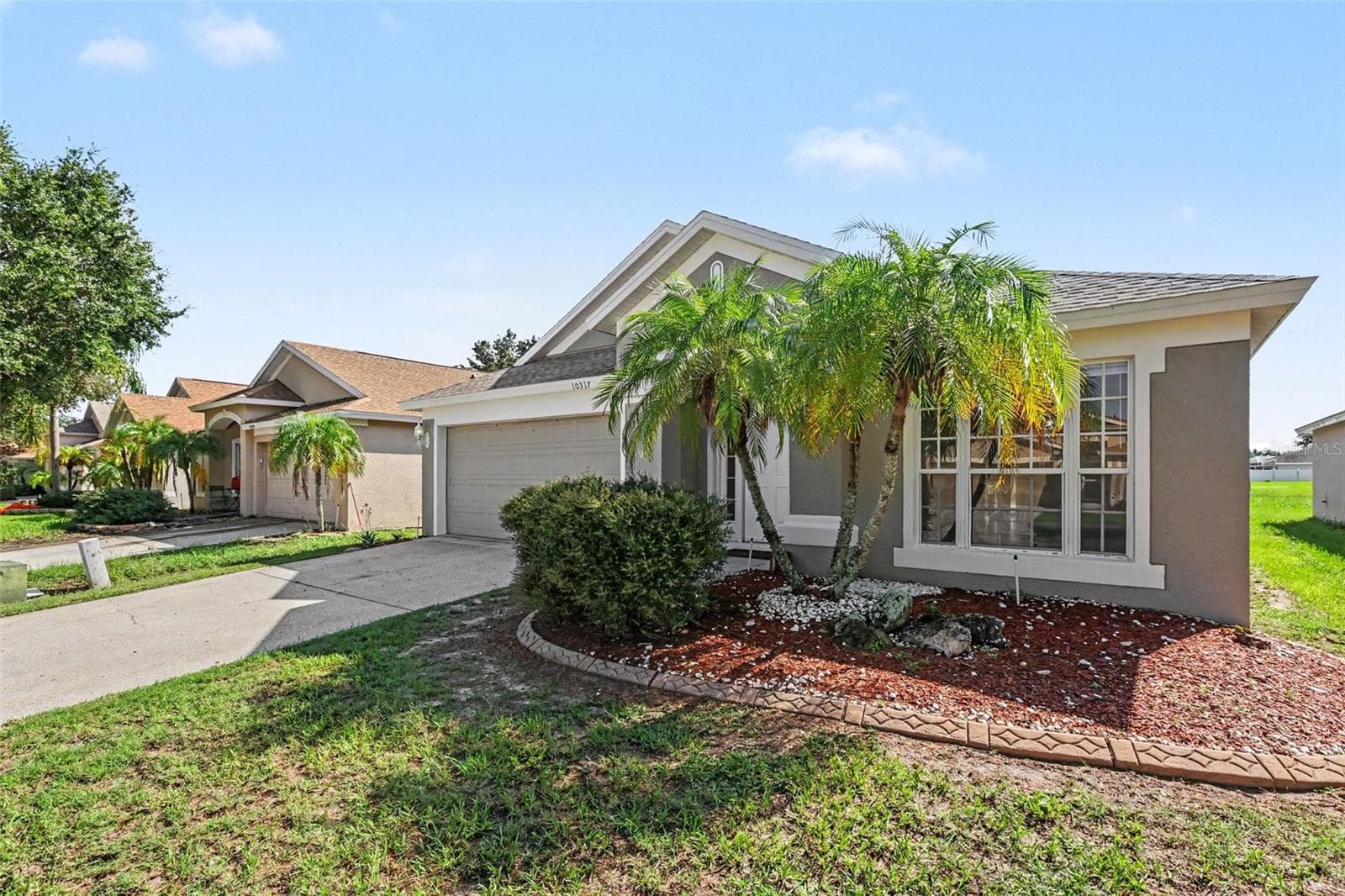 Single Family Residence at 10317 HUNTERS HAVEN BLVD, RIVERVIEW, photo 2 of 22