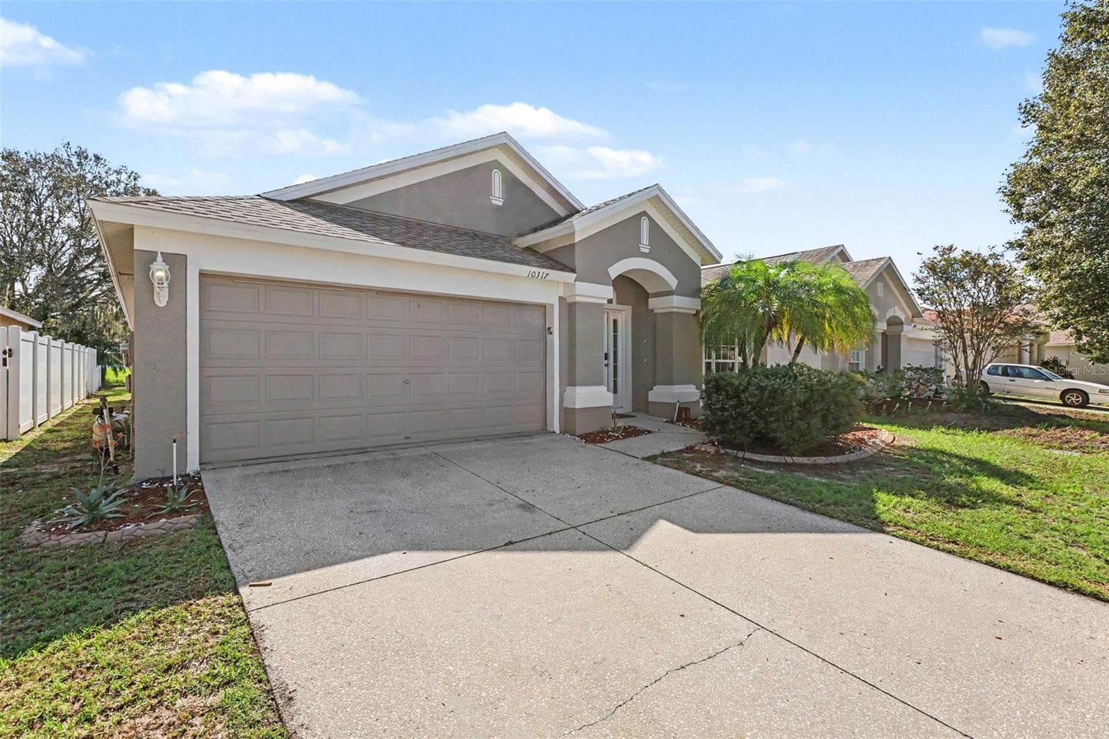 Single Family Residence at 10317 HUNTERS HAVEN BLVD, RIVERVIEW, photo 3 of 22