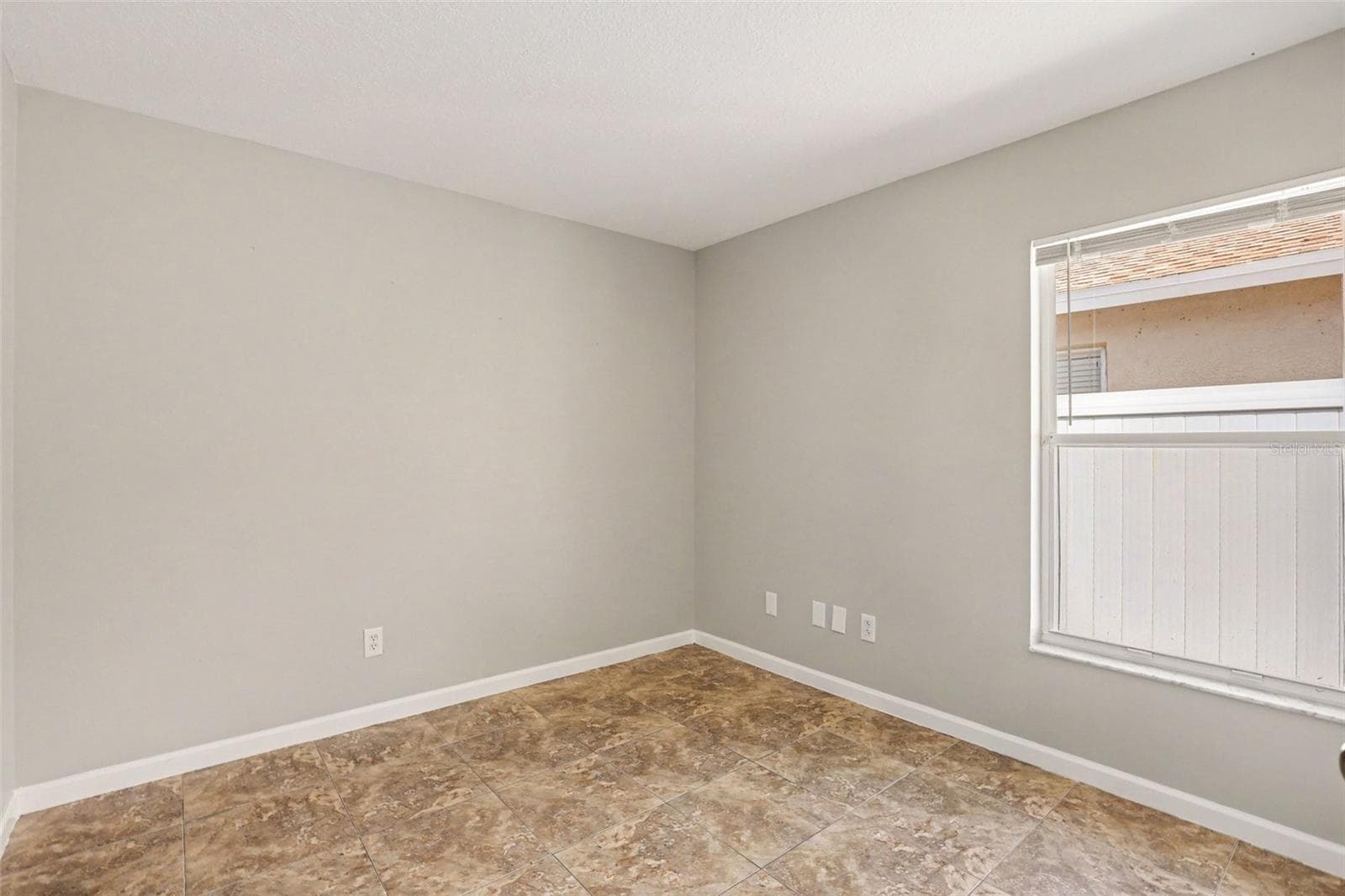 Single Family Residence at 10317 HUNTERS HAVEN BLVD, RIVERVIEW, photo 16 of 22