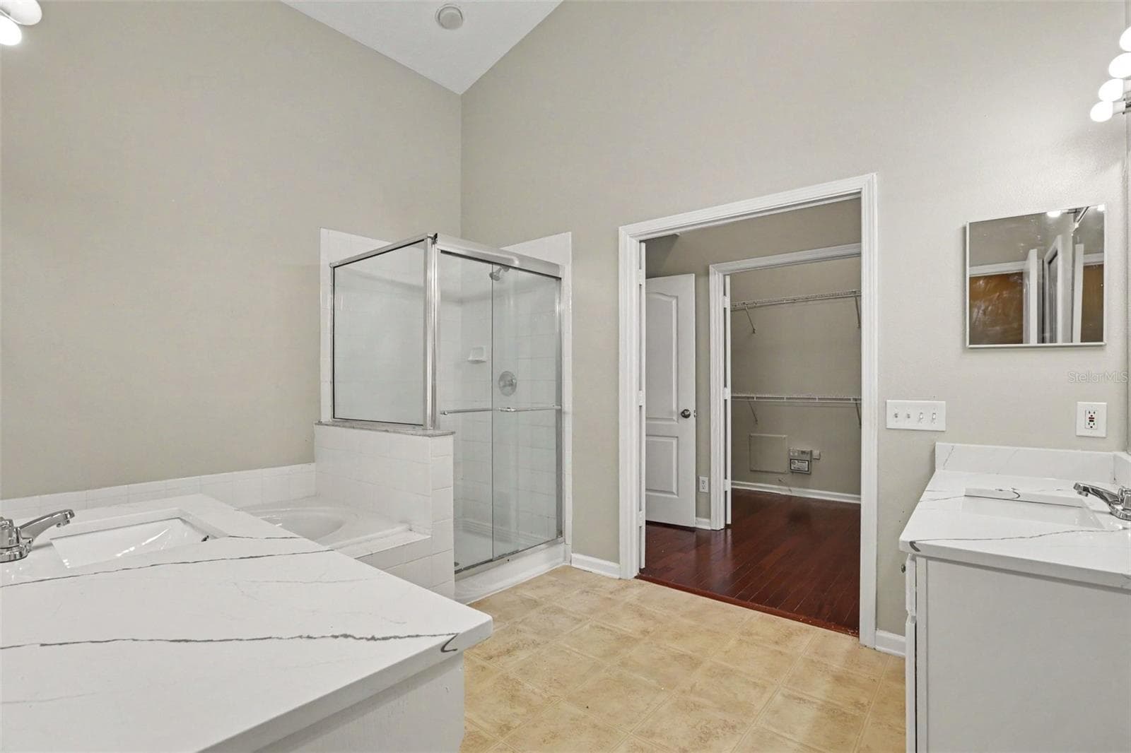 Single Family Residence at 10317 HUNTERS HAVEN BLVD, RIVERVIEW, photo 19 of 22