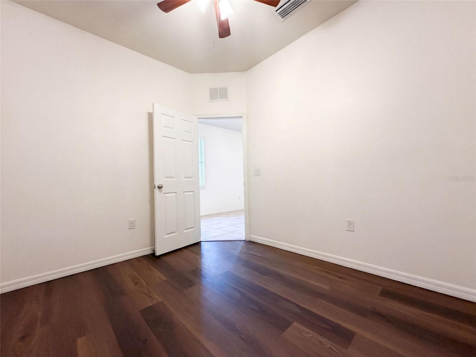 Single Family Residence at 1416 HICKORY VIEW CIR, PARRISH, photo 13 of 45