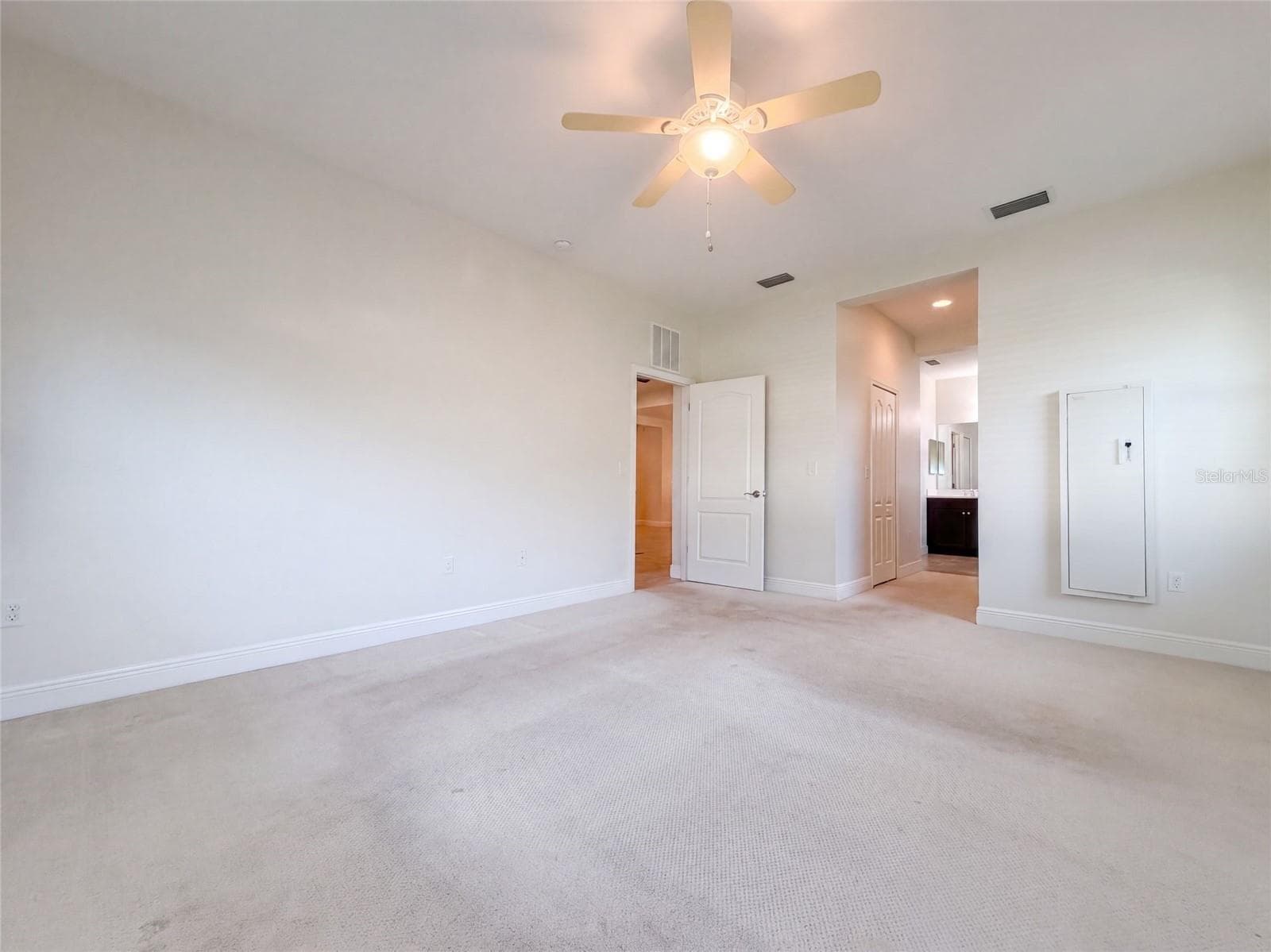 Single Family Residence at 1416 HICKORY VIEW CIR, PARRISH, photo 25 of 45