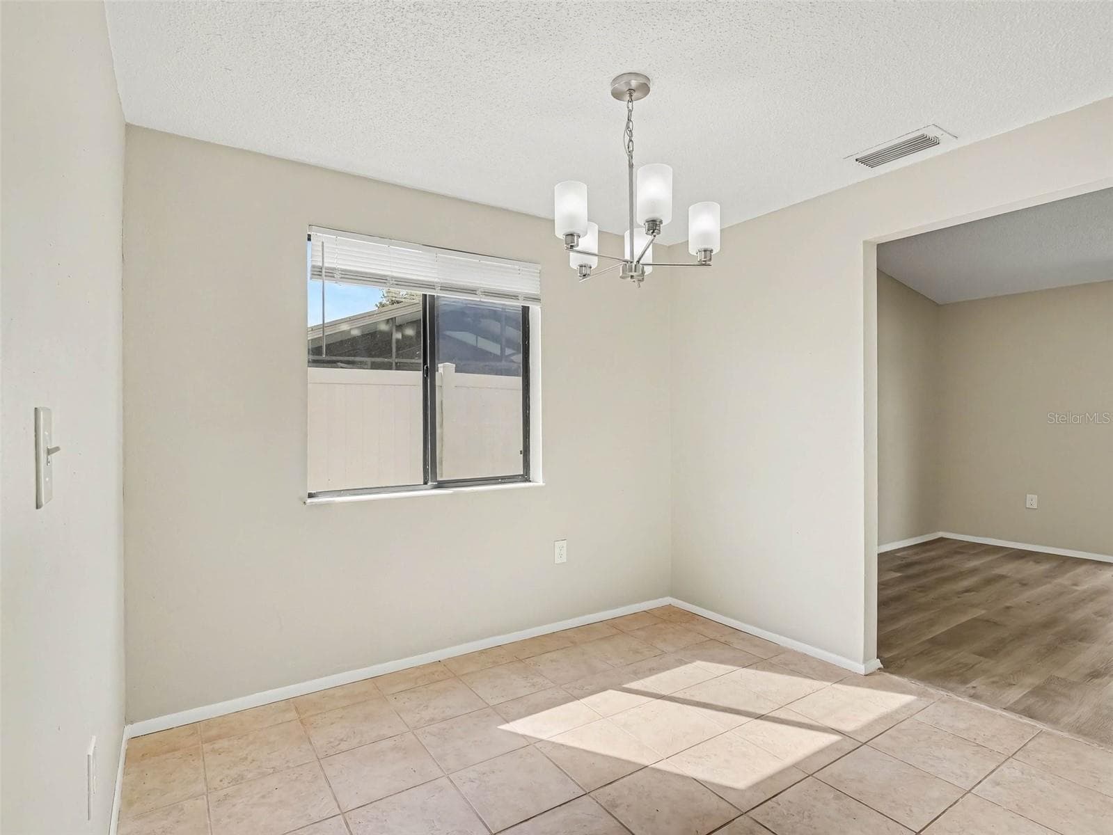 Single Family Residence at 6607 36TH AVENUE DR W, BRADENTON, photo 10 of 19