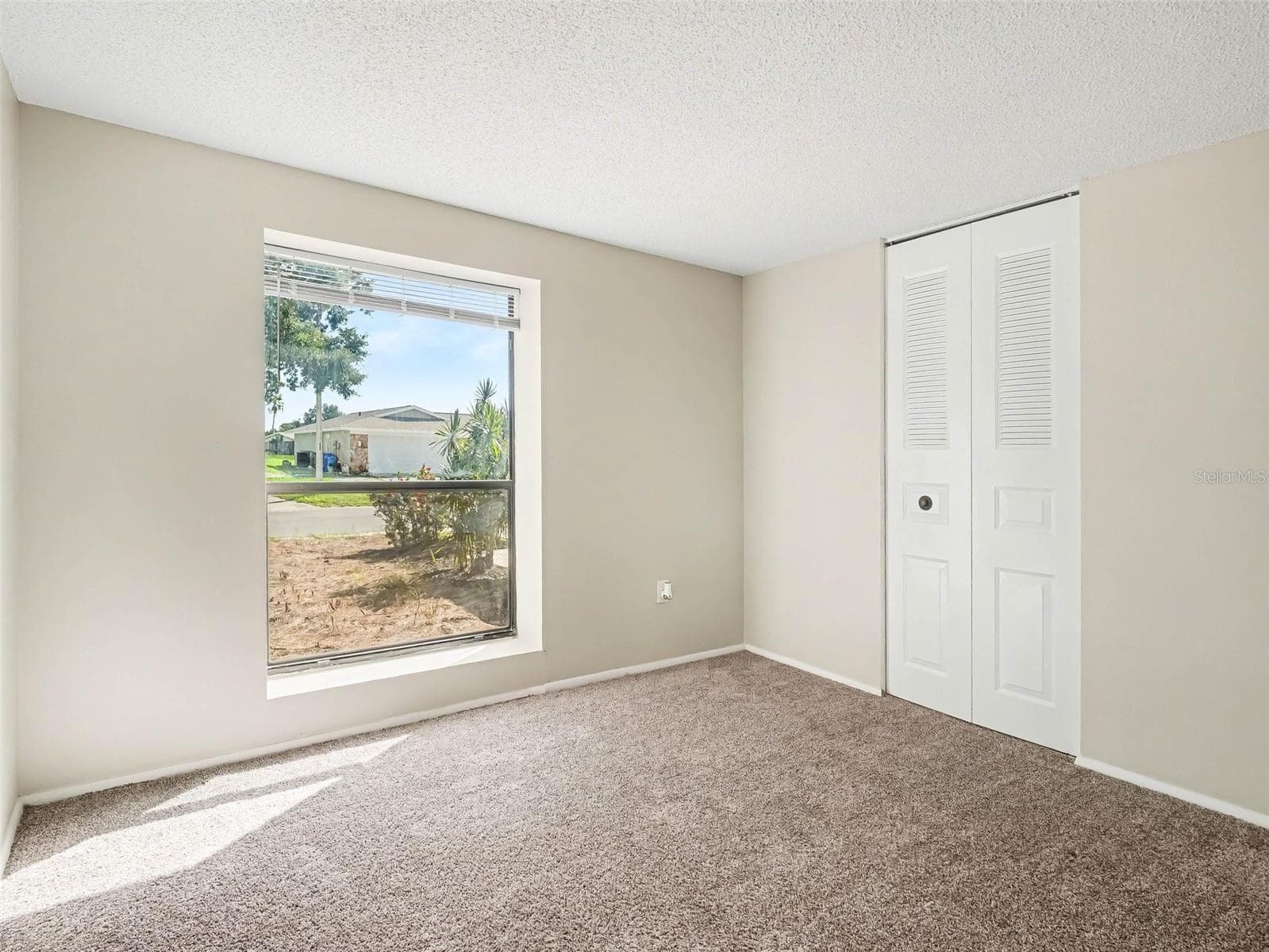 Single Family Residence at 6607 36TH AVENUE DR W, BRADENTON, photo 13 of 19