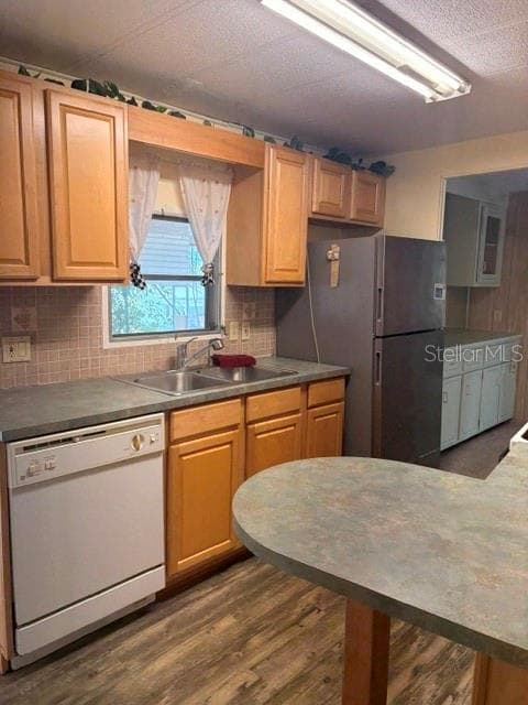 KITCHEN VIEW 2 - 84 CEDAR ELM DR #28, SAFETY HARBOR