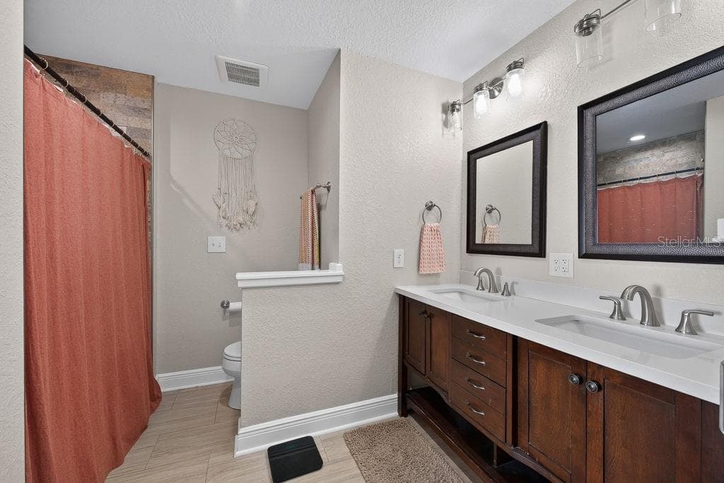 Single Family Residence at 4710 W TRILBY AVE, TAMPA, photo 28 of 65
