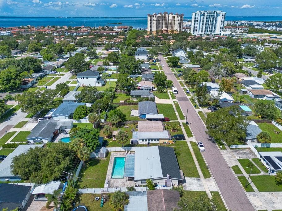 Single Family Residence at 4710 W TRILBY AVE, TAMPA, photo 62 of 65