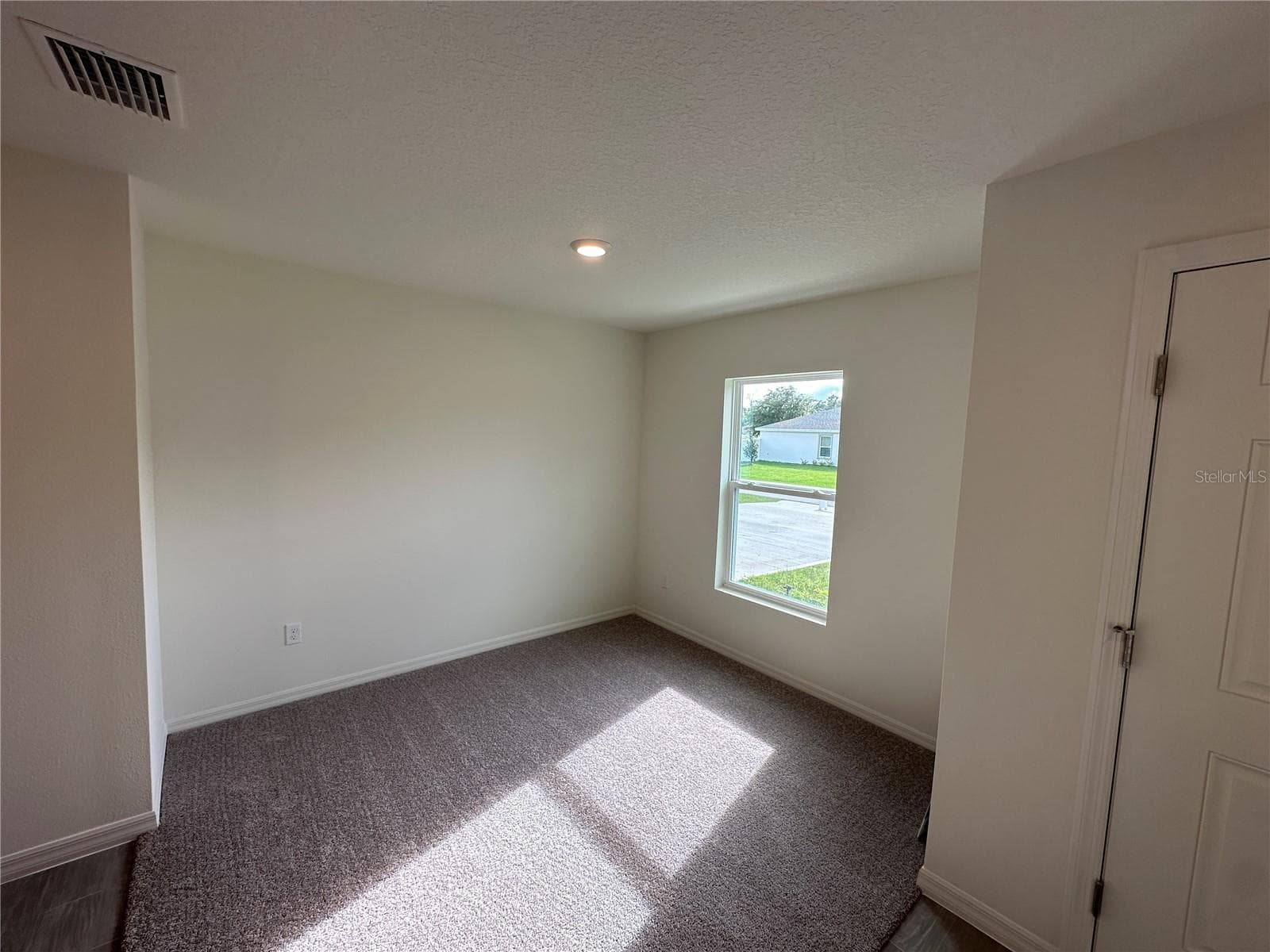 Single Family Residence at 7 REIDSVILLE DR, PALM COAST, photo 2 of 16