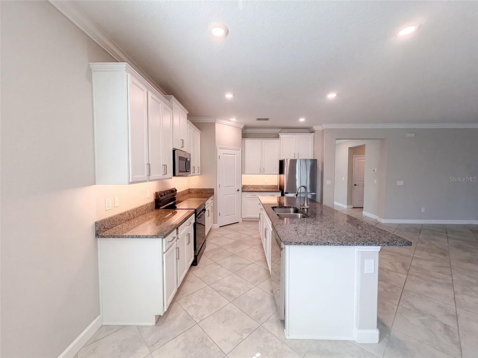 Single Family Residence at 31351 CANNON RUSH DR, SAN ANTONIO, photo 6 of 31