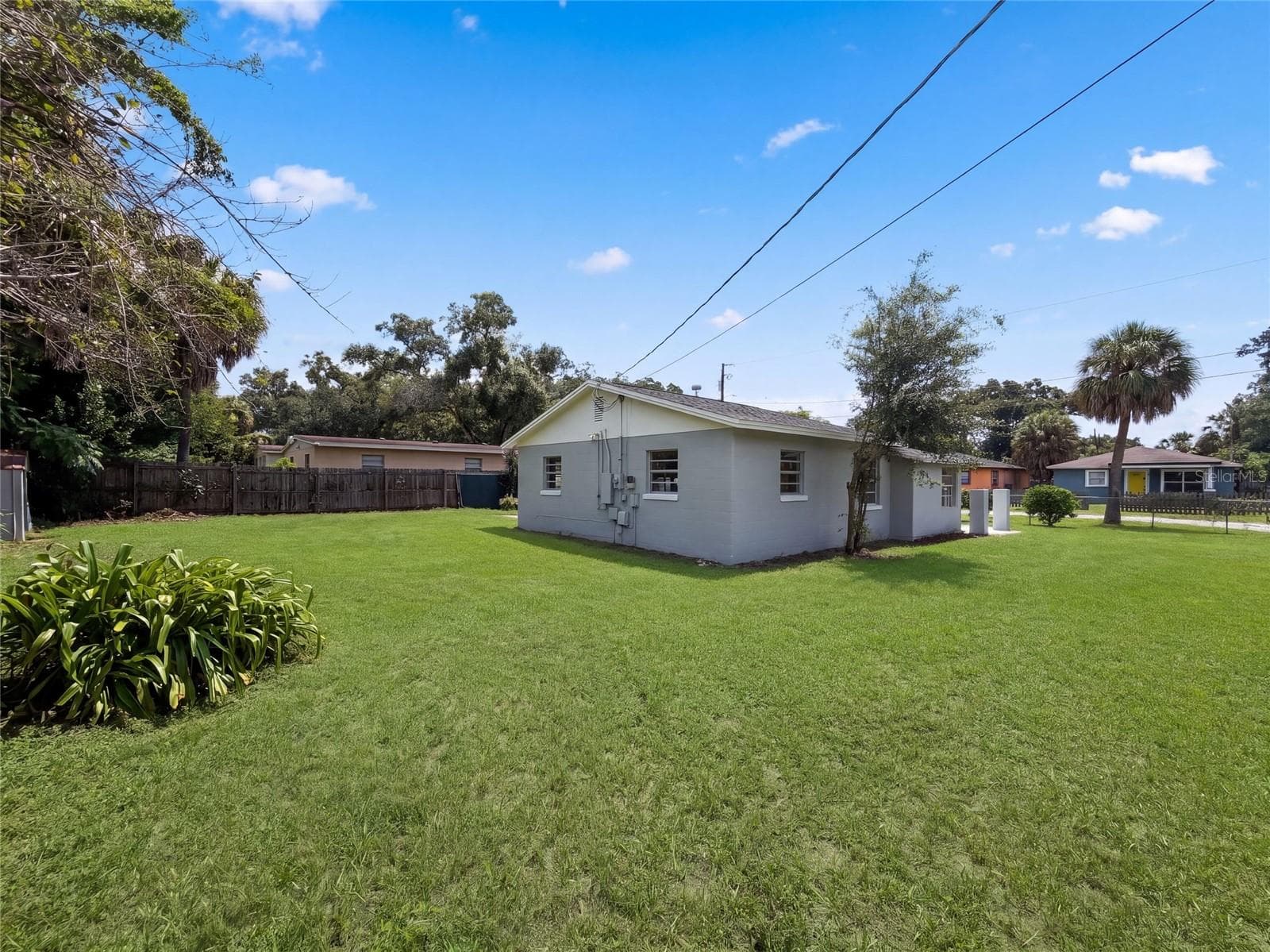 Single Family Residence at 2406 E CURTIS ST, TAMPA, photo 14 of 15
