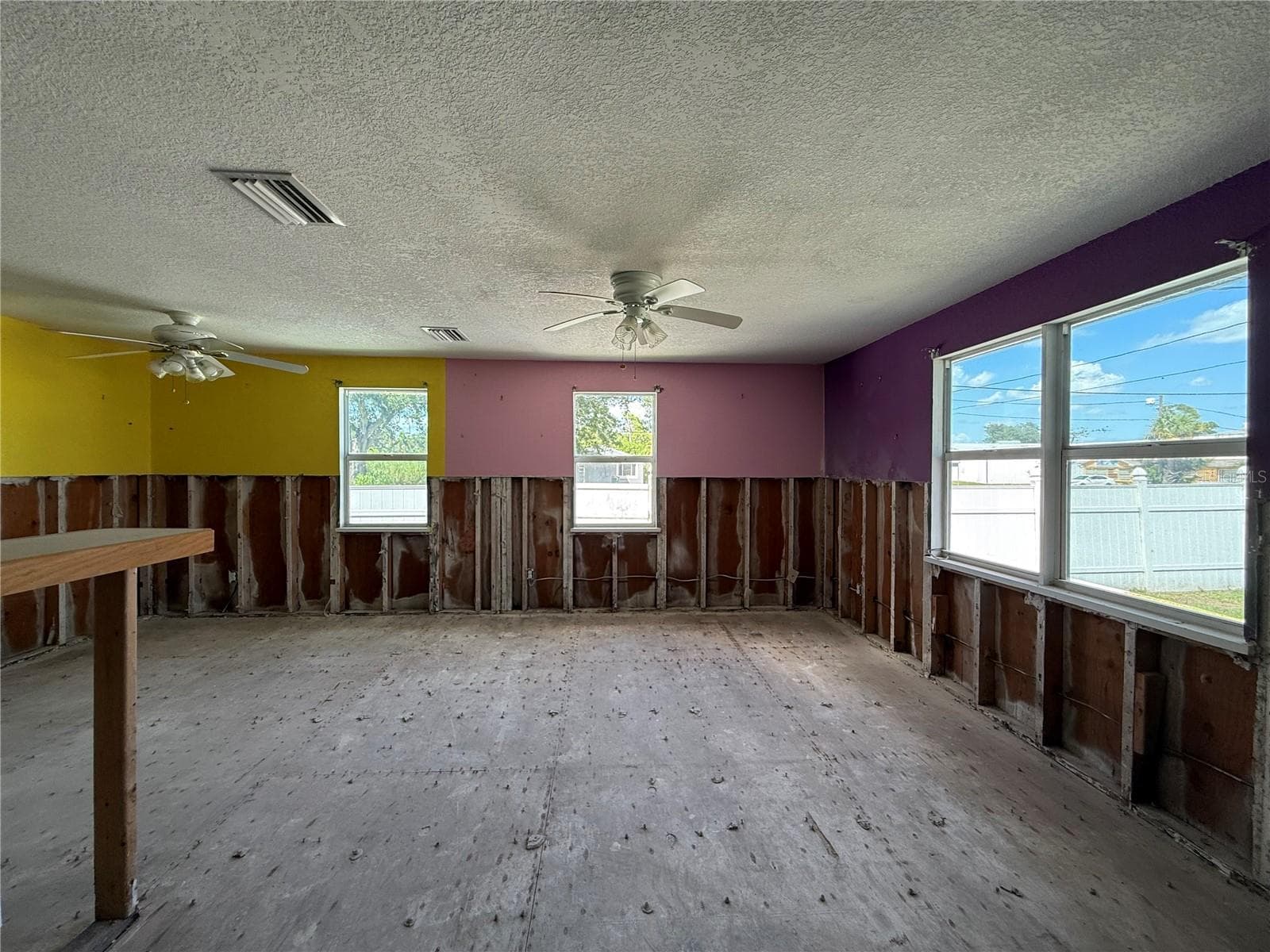 LIVING ROOM - 4449 PARMELY ST, PORT CHARLOTTE