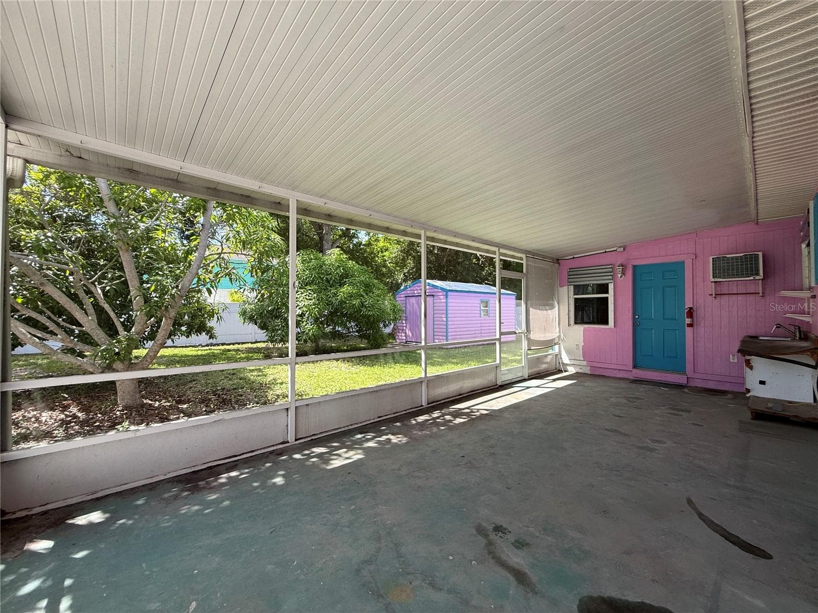 LANAI - 4449 PARMELY ST, PORT CHARLOTTE